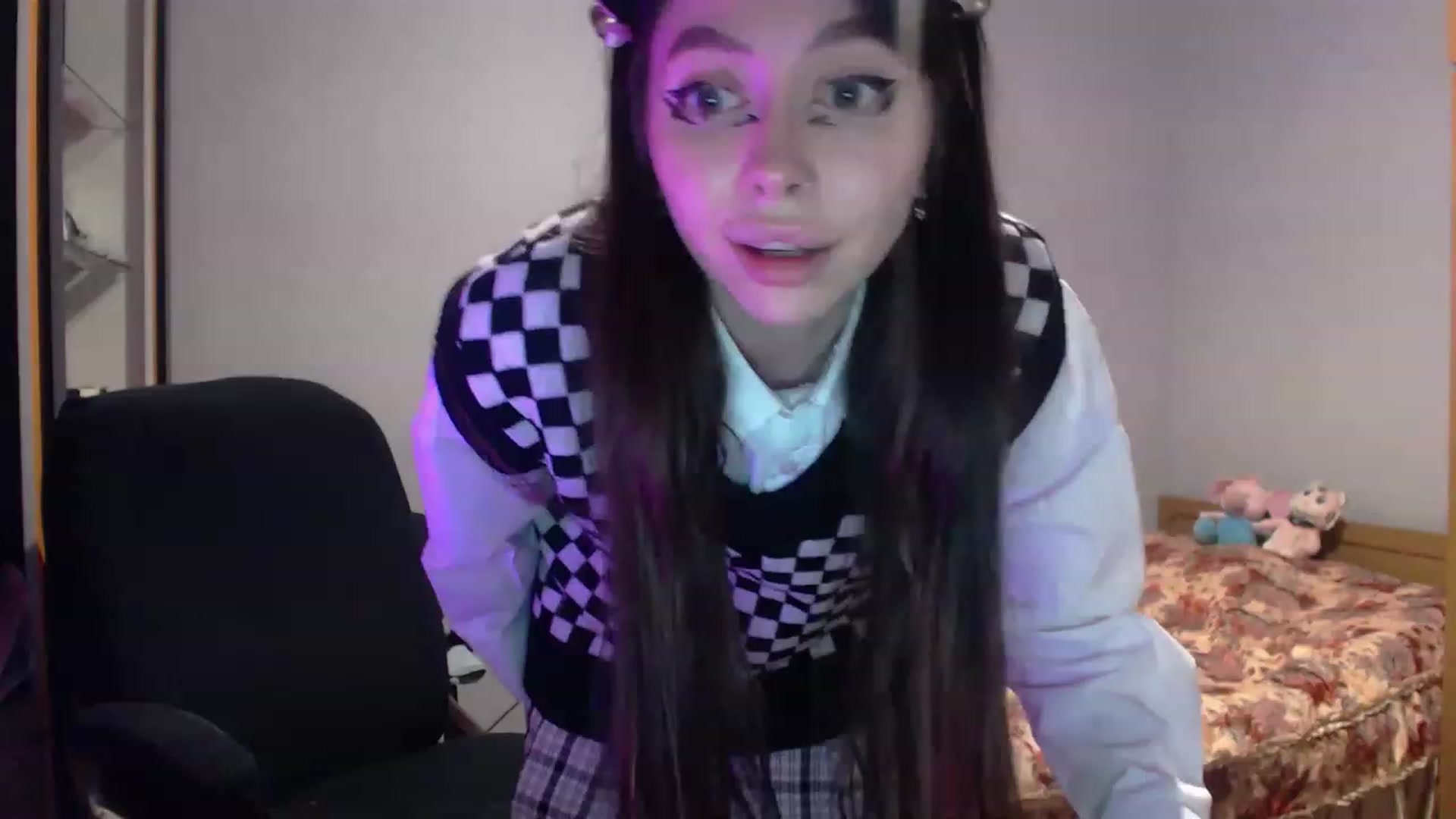 Gallery image thumbnail from DeepGazee's myfreecams stream on, 03/06/2023, 21:30 image 10 of 20