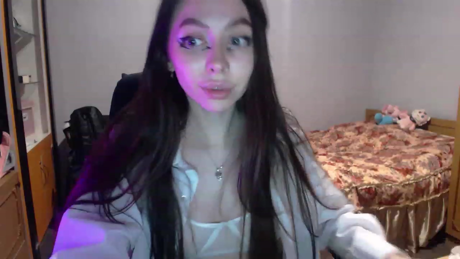 Gallery image thumbnail from DeepGazee's myfreecams stream on, 03/06/2023, 21:59 image 9 of 20