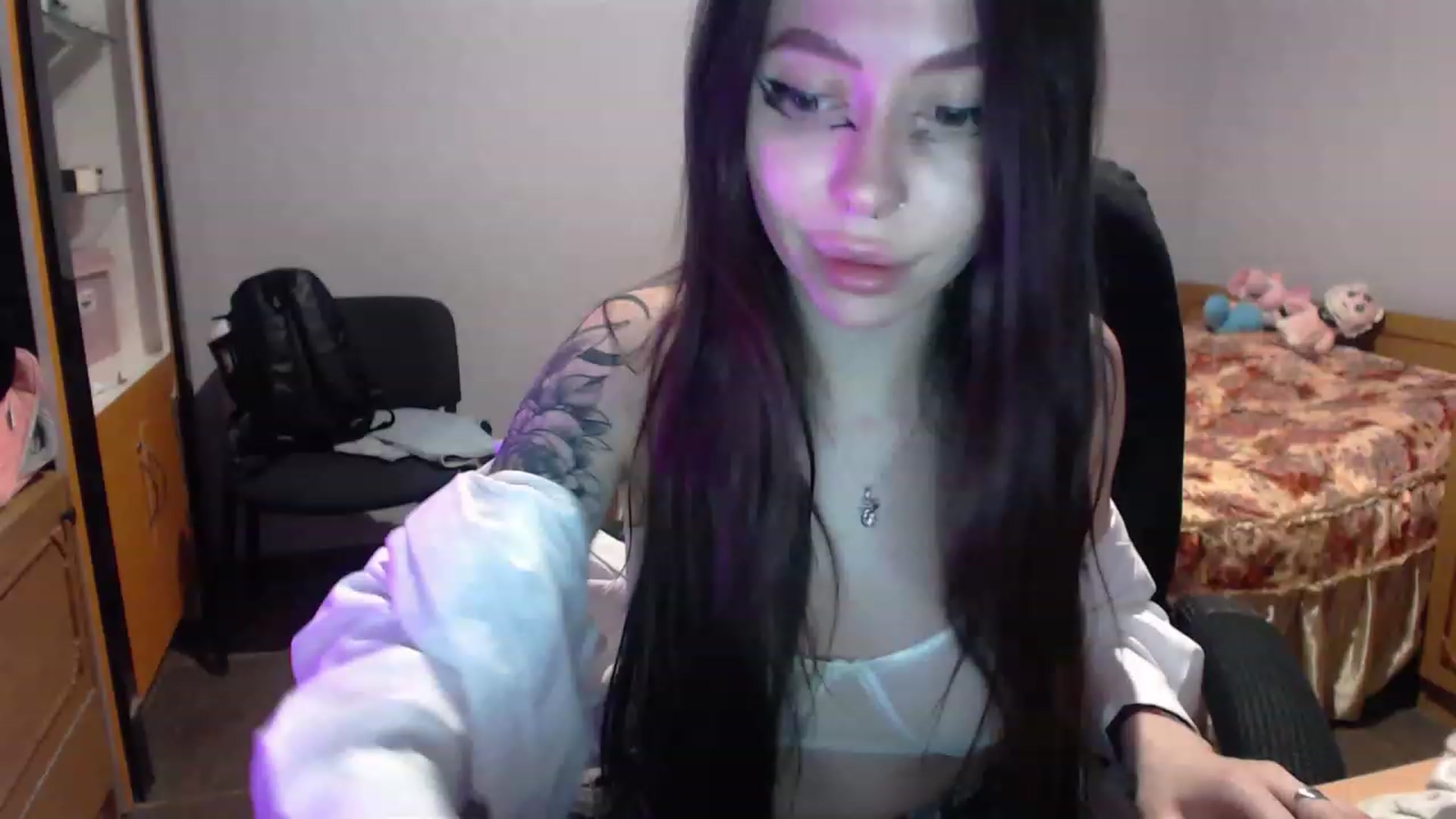 Gallery image thumbnail from DeepGazee's myfreecams stream on, 03/06/2023, 21:59 image 19 of 20