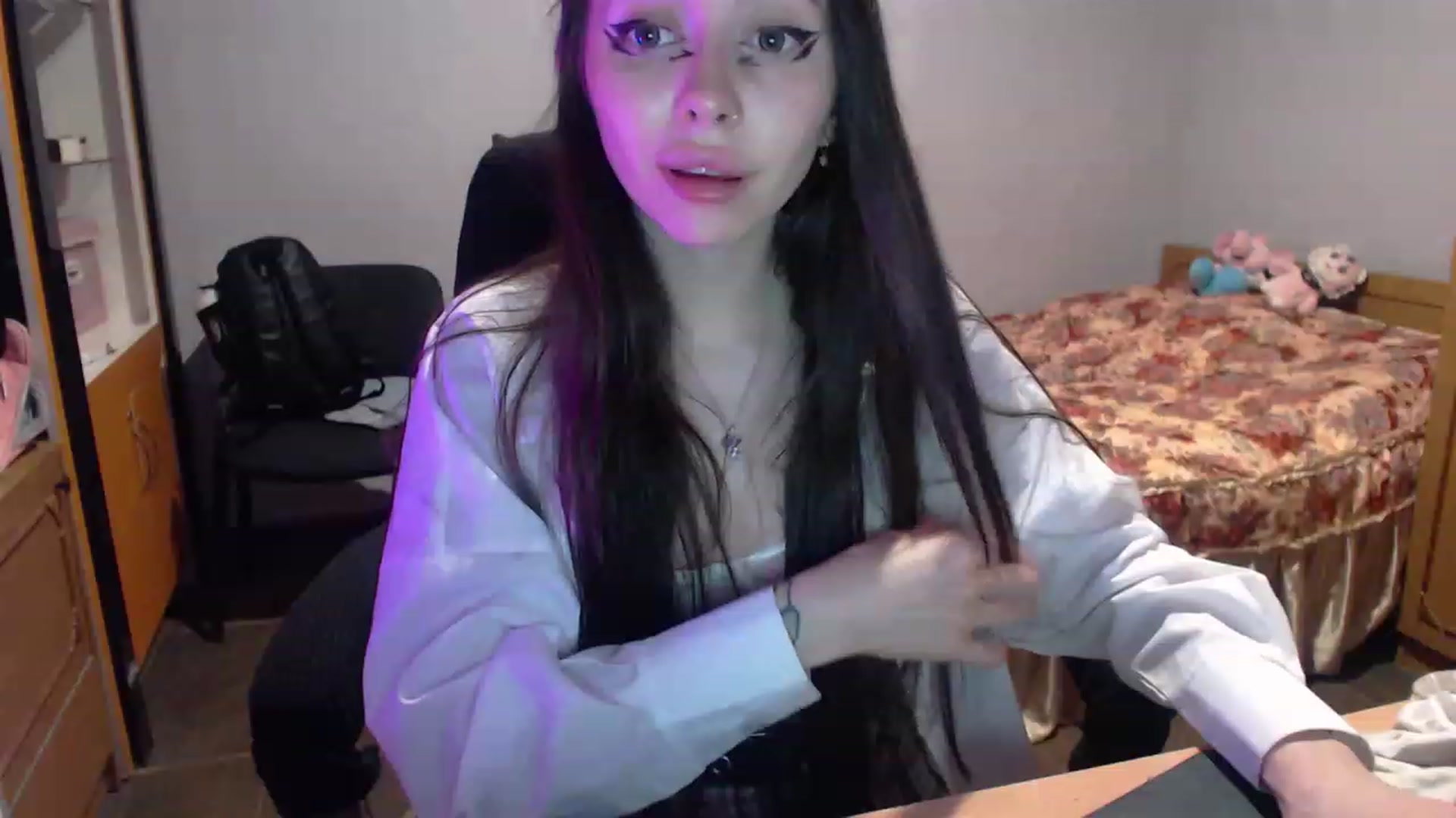 Gallery image thumbnail from DeepGazee's myfreecams stream on, 03/06/2023, 21:59 image 12 of 20