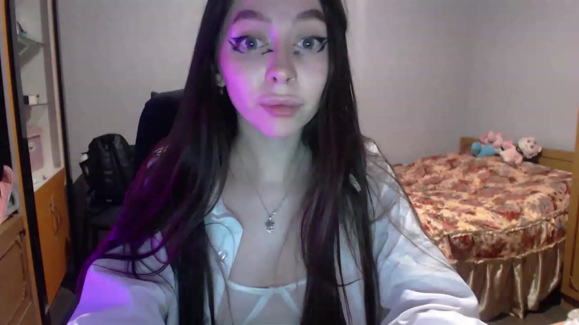 Gallery image thumbnail from DeepGazee's myfreecams stream on, 03/06/2023, 21:59 image 10 of 20