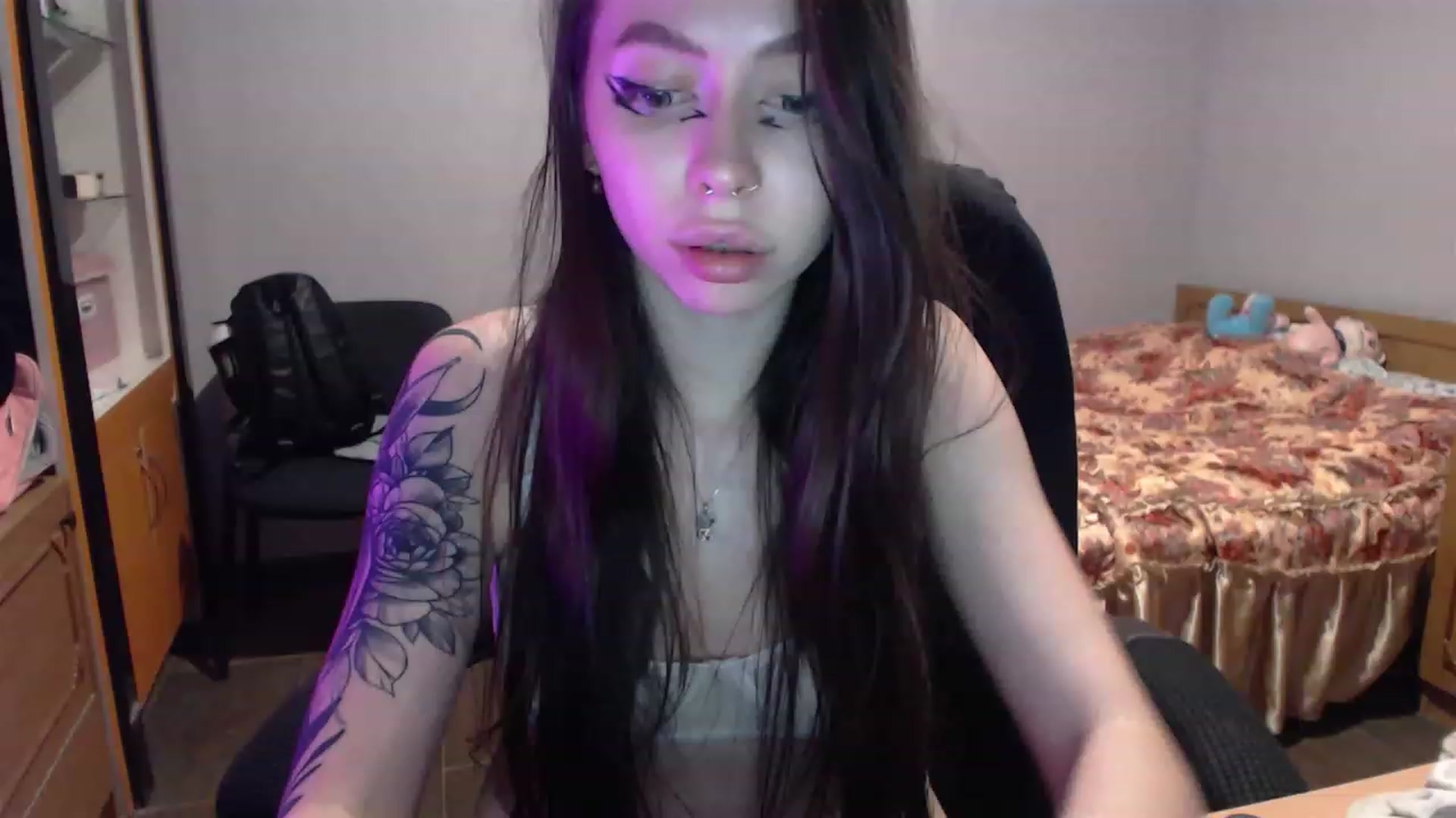 Gallery image thumbnail from DeepGazee's myfreecams stream on, 03/06/2023, 22:59 image 2 of 20