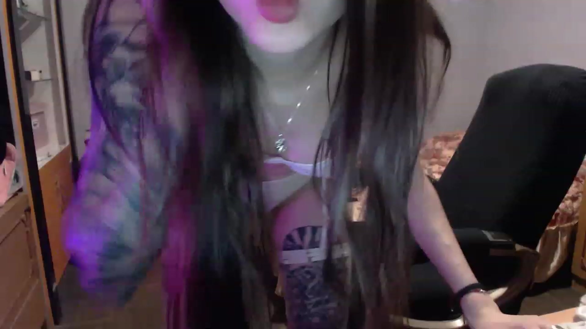 Gallery image thumbnail from DeepGazee's myfreecams stream on, 03/06/2023, 22:59 image 7 of 20