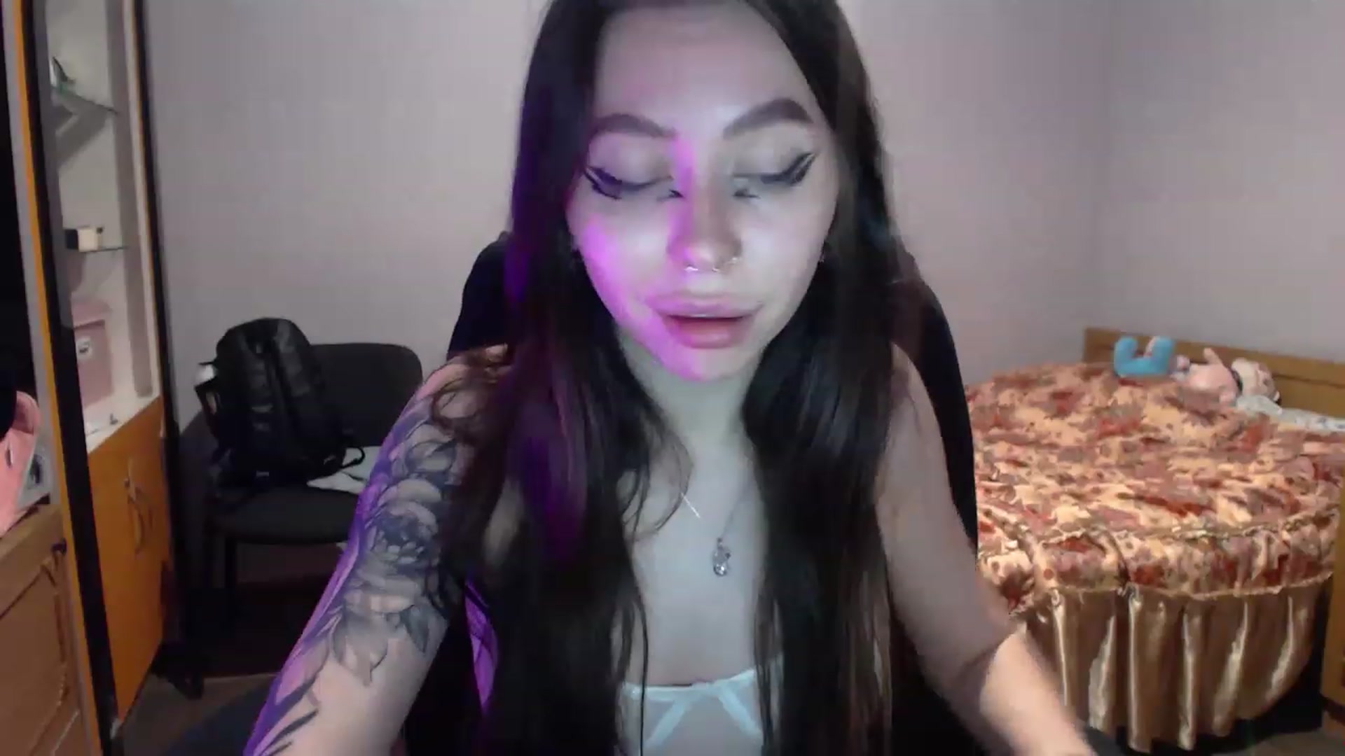 Gallery image thumbnail from DeepGazee's myfreecams stream on, 03/06/2023, 22:59 image 20 of 20