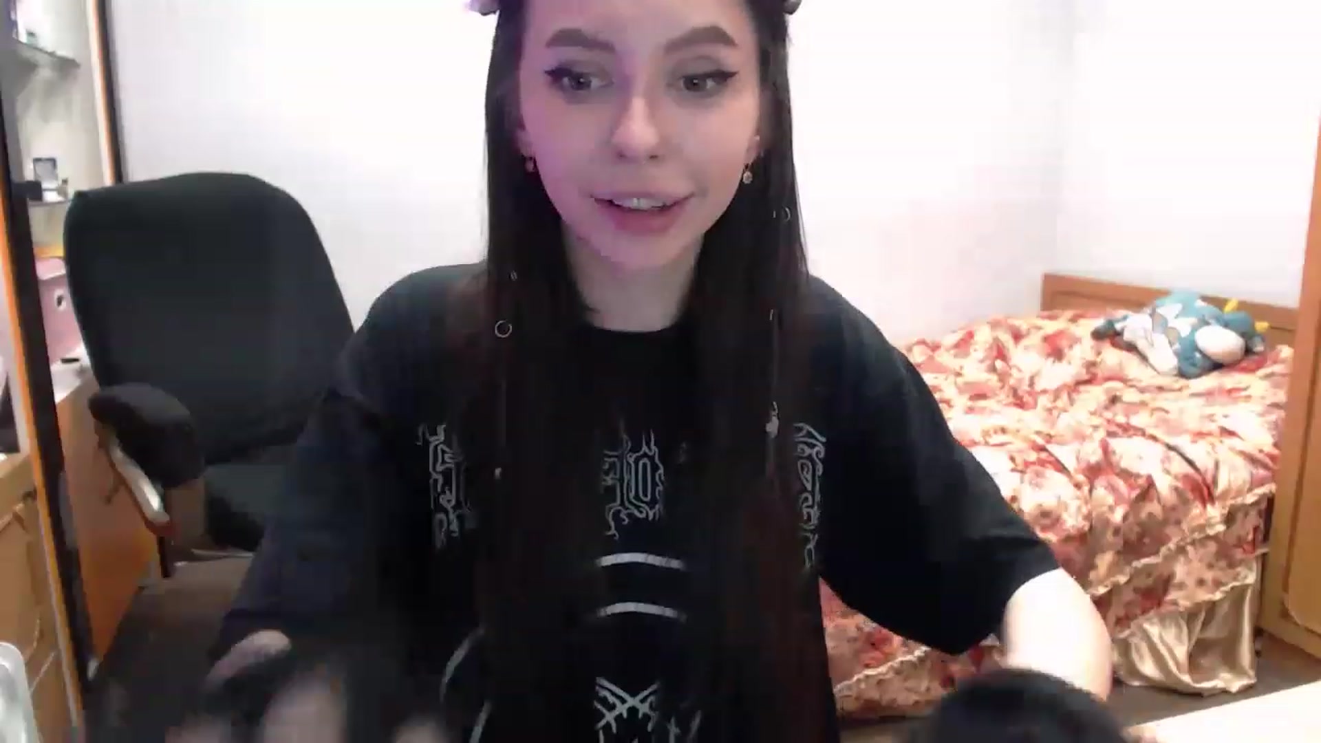 Gallery image thumbnail from DeepGazee's myfreecams stream on, 03/19/2023, 20:24 image 8 of 20
