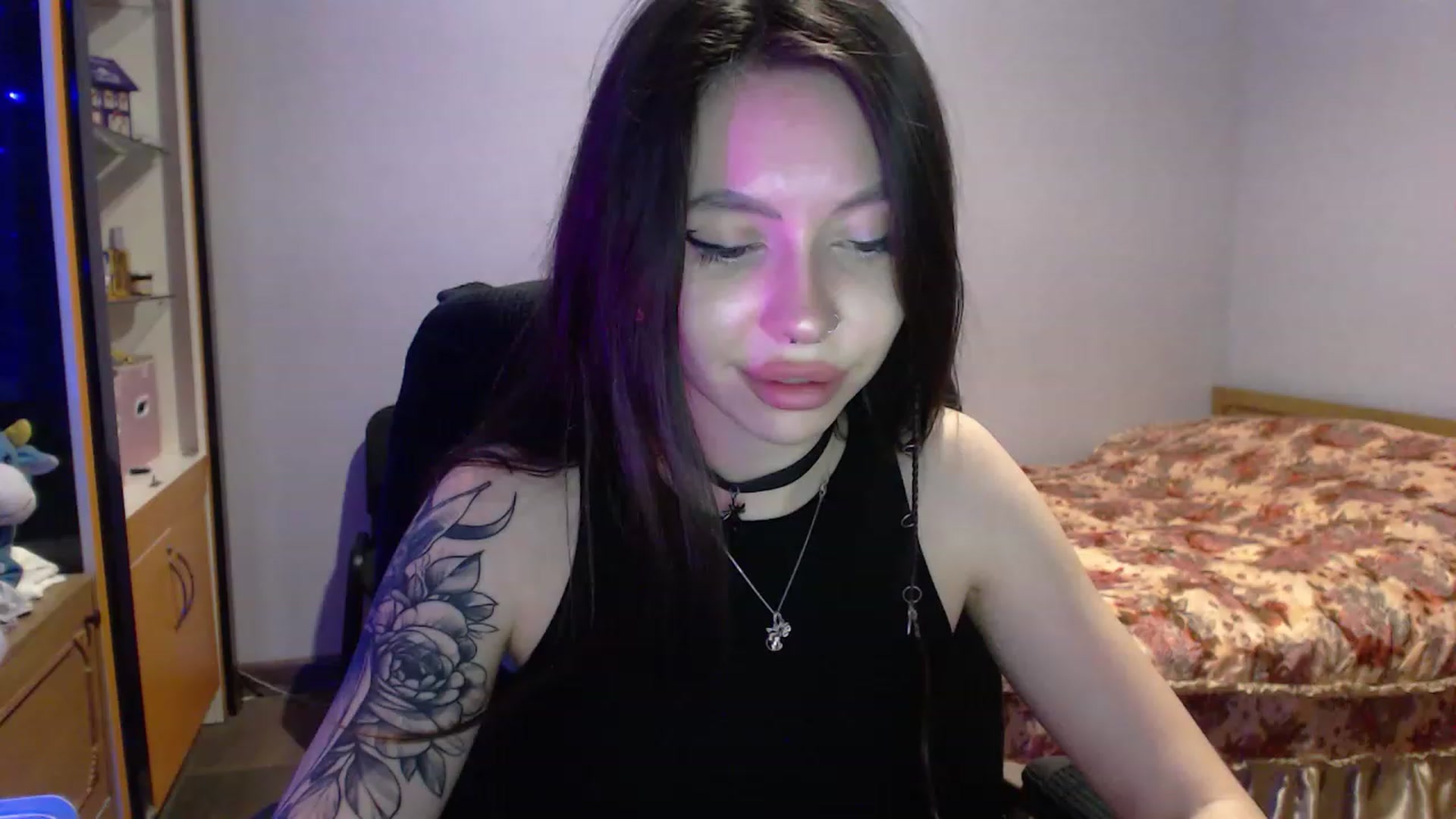 Gallery image thumbnail from DeepGazee's myfreecams stream on, 04/03/2023, 01:07 image 14 of 20