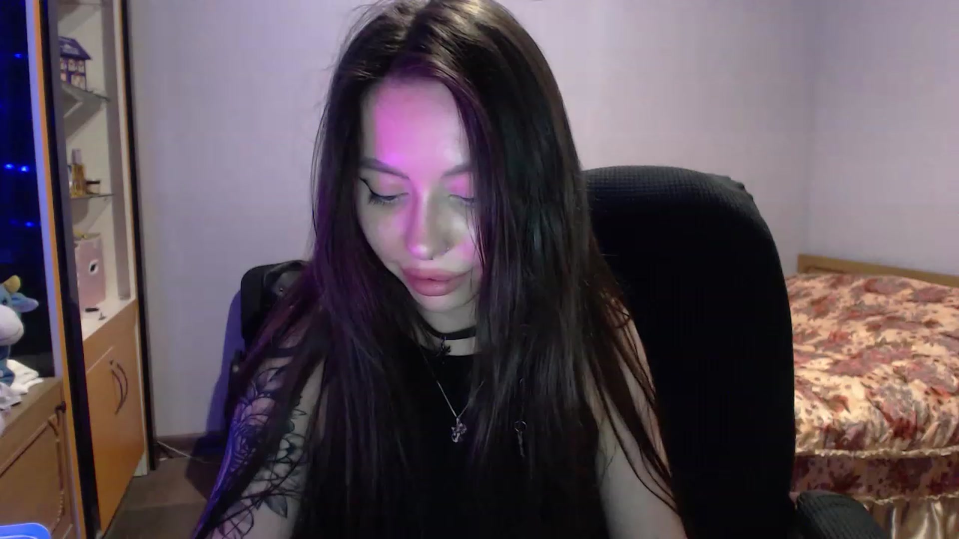 Gallery image thumbnail from DeepGazee's myfreecams stream on, 04/03/2023, 01:07 image 8 of 20