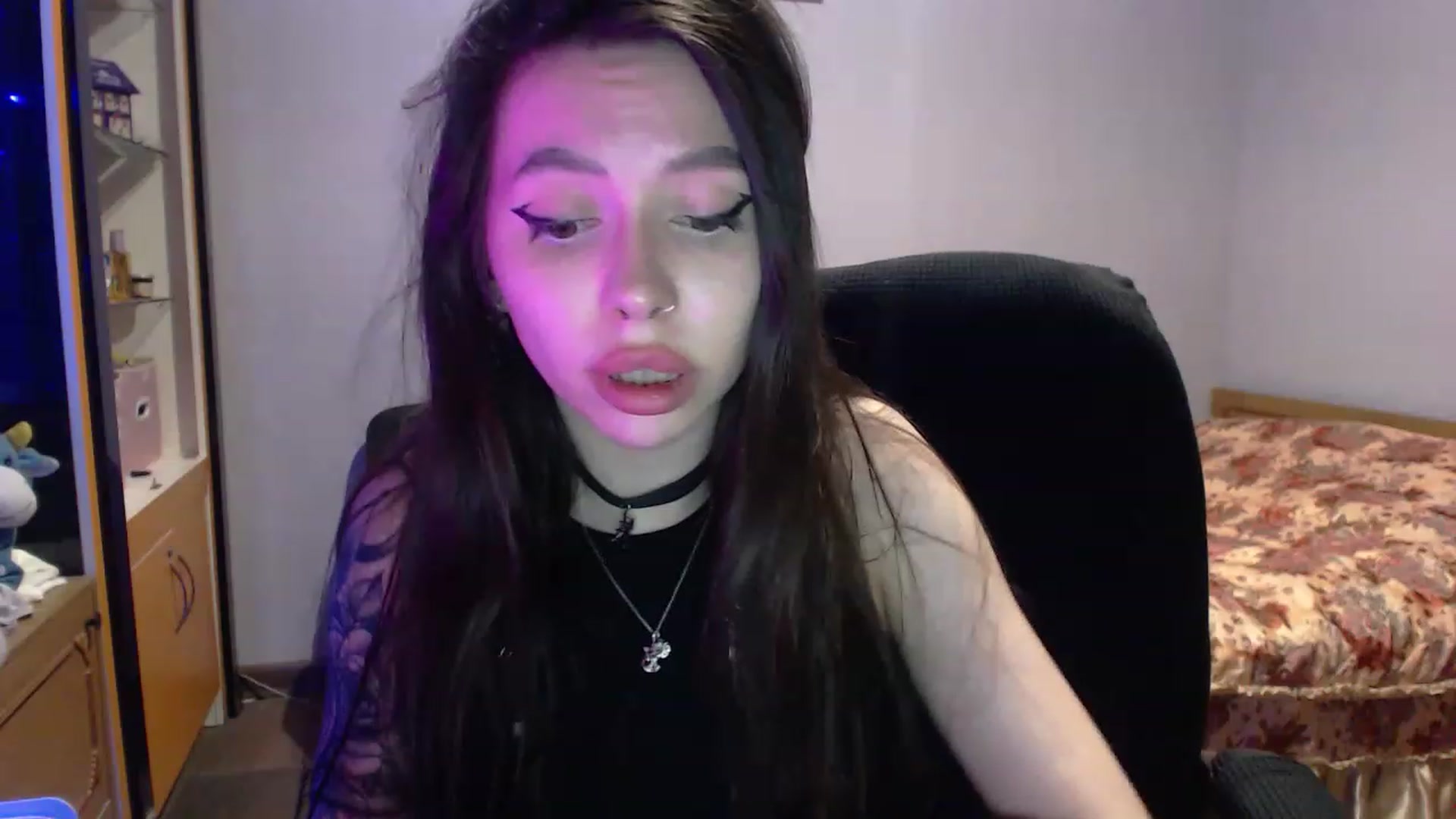 Gallery image thumbnail from DeepGazee's myfreecams stream on, 04/03/2023, 01:07 image 7 of 20