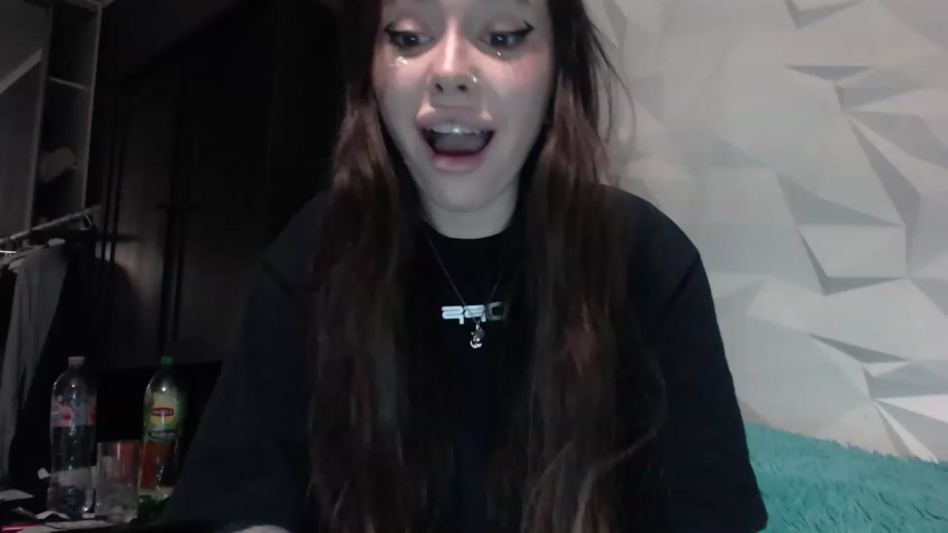 Gallery image thumbnail from DeepGazee's myfreecams stream on, 05/05/2023, 18:48 image 6 of 20