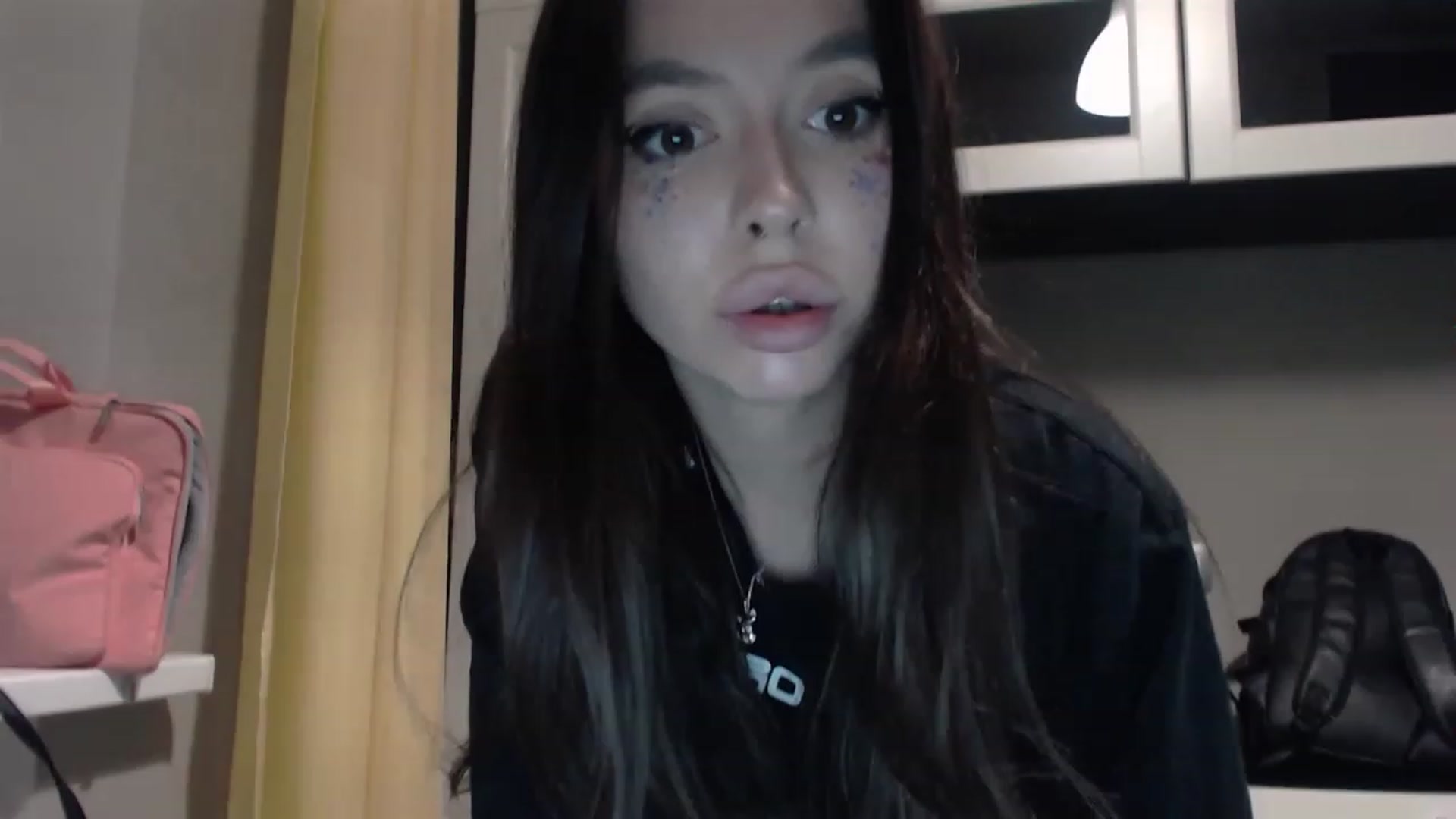 Gallery image thumbnail from DeepGazee's myfreecams stream on, 05/05/2023, 18:48 image 19 of 20