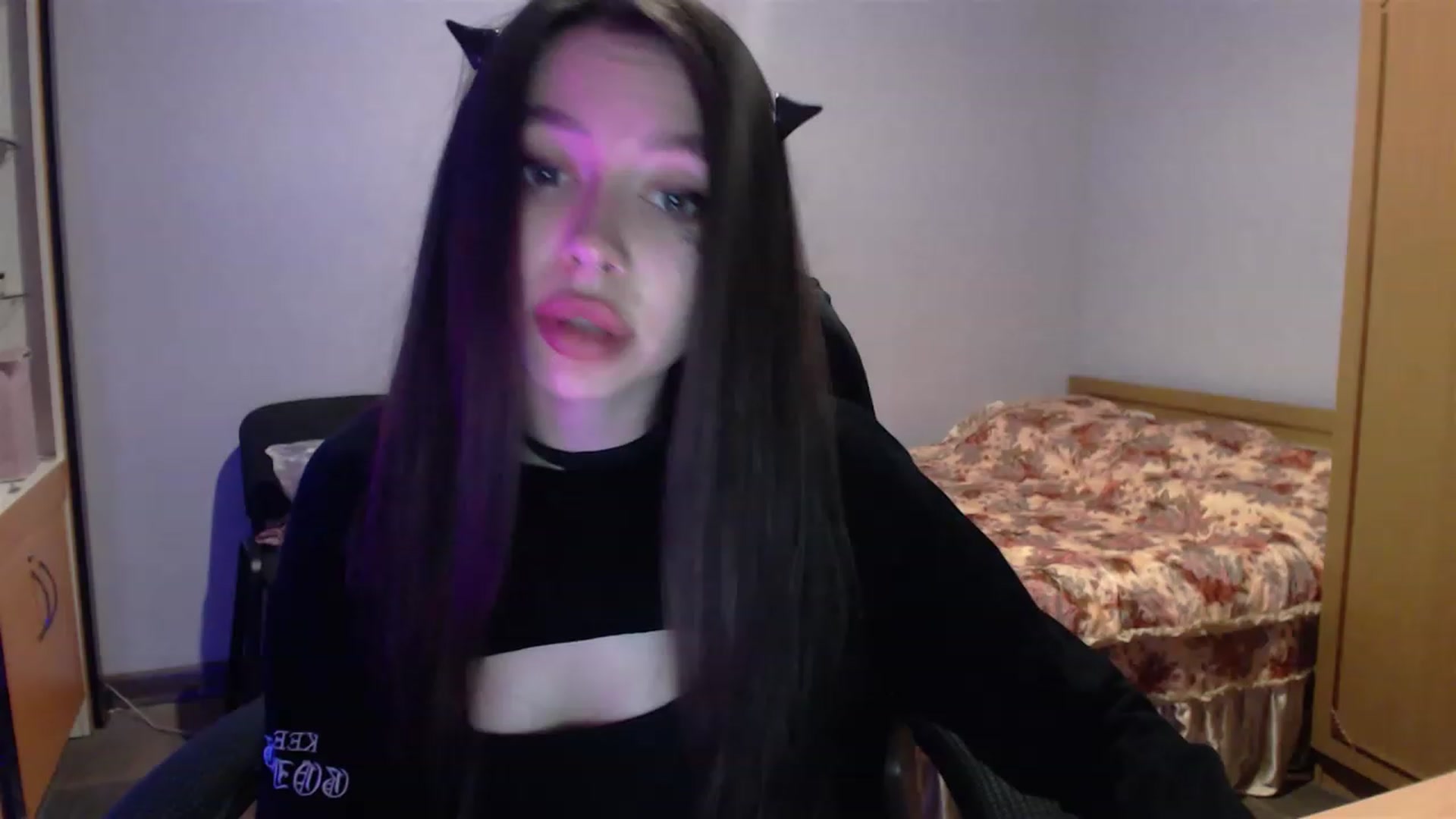 Gallery image thumbnail from DeepGazee's myfreecams stream on, 05/18/2023, 18:27 image 5 of 20