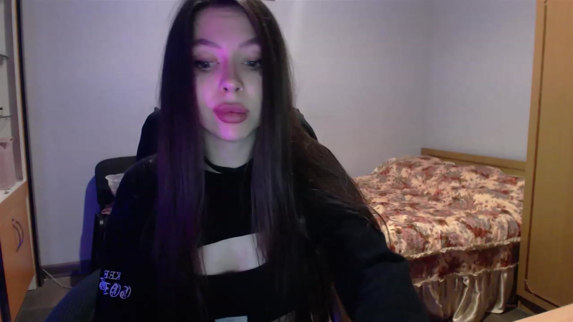 Gallery image thumbnail from DeepGazee's myfreecams stream on, 05/18/2023, 18:27 image 2 of 20