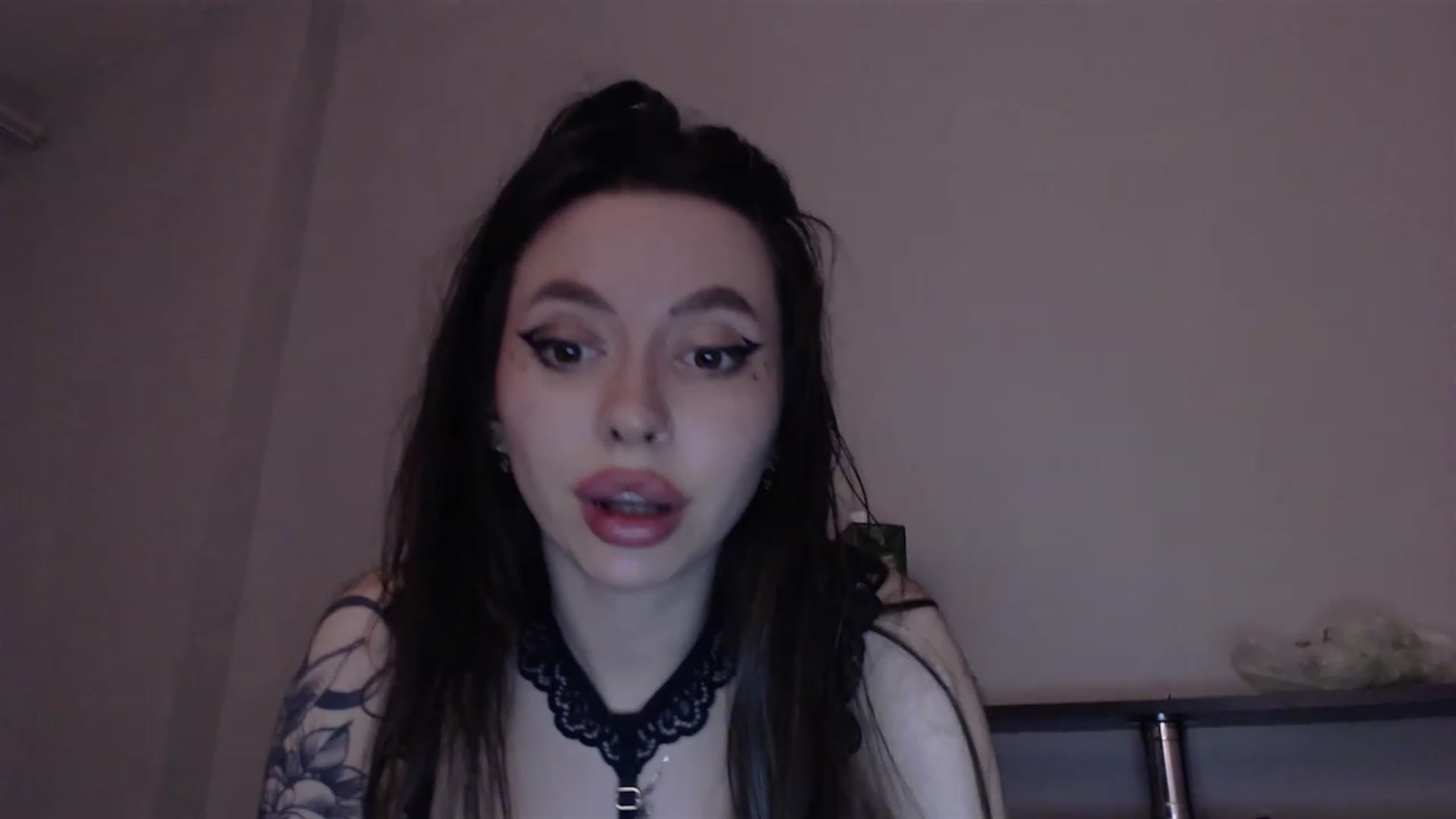 Gallery image thumbnail from DeepGazee's myfreecams stream on, 05/24/2023, 20:22 image 2 of 20