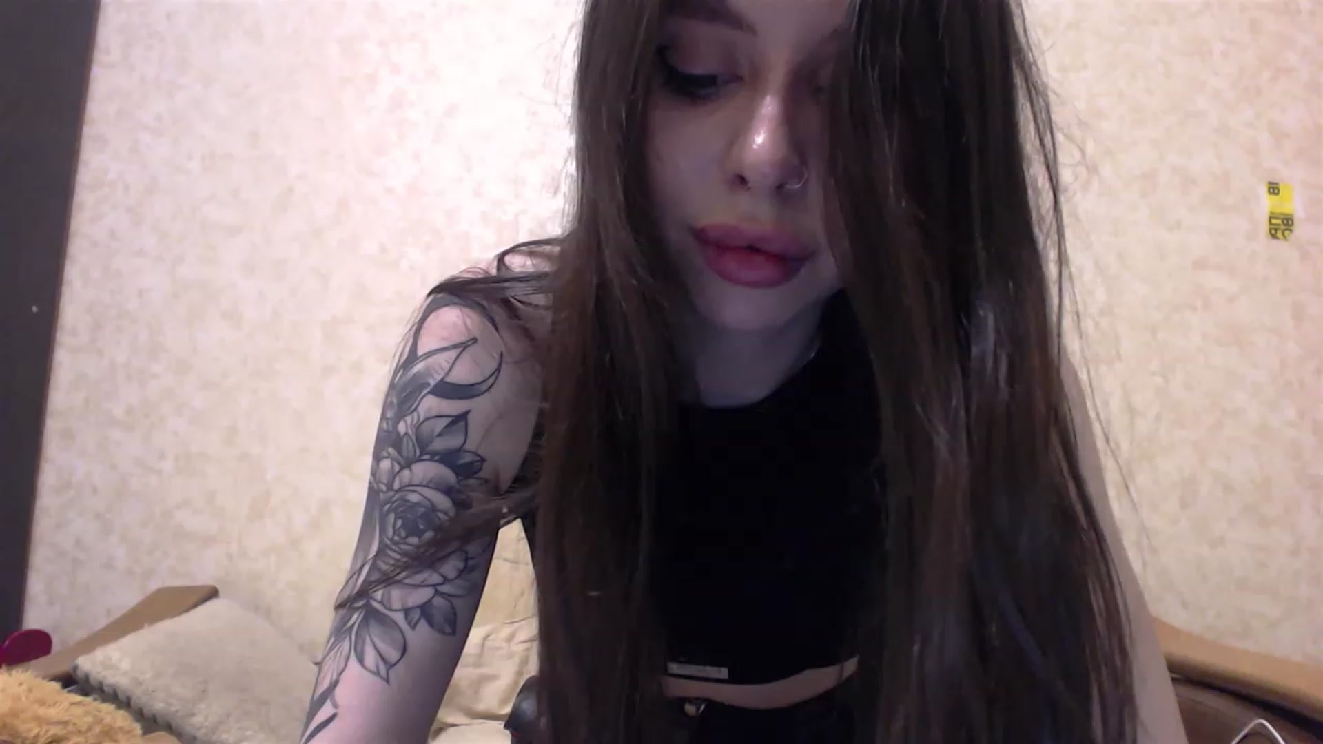 Gallery image thumbnail from DeepGazee's myfreecams stream on, 05/31/2023, 19:32 image 6 of 20