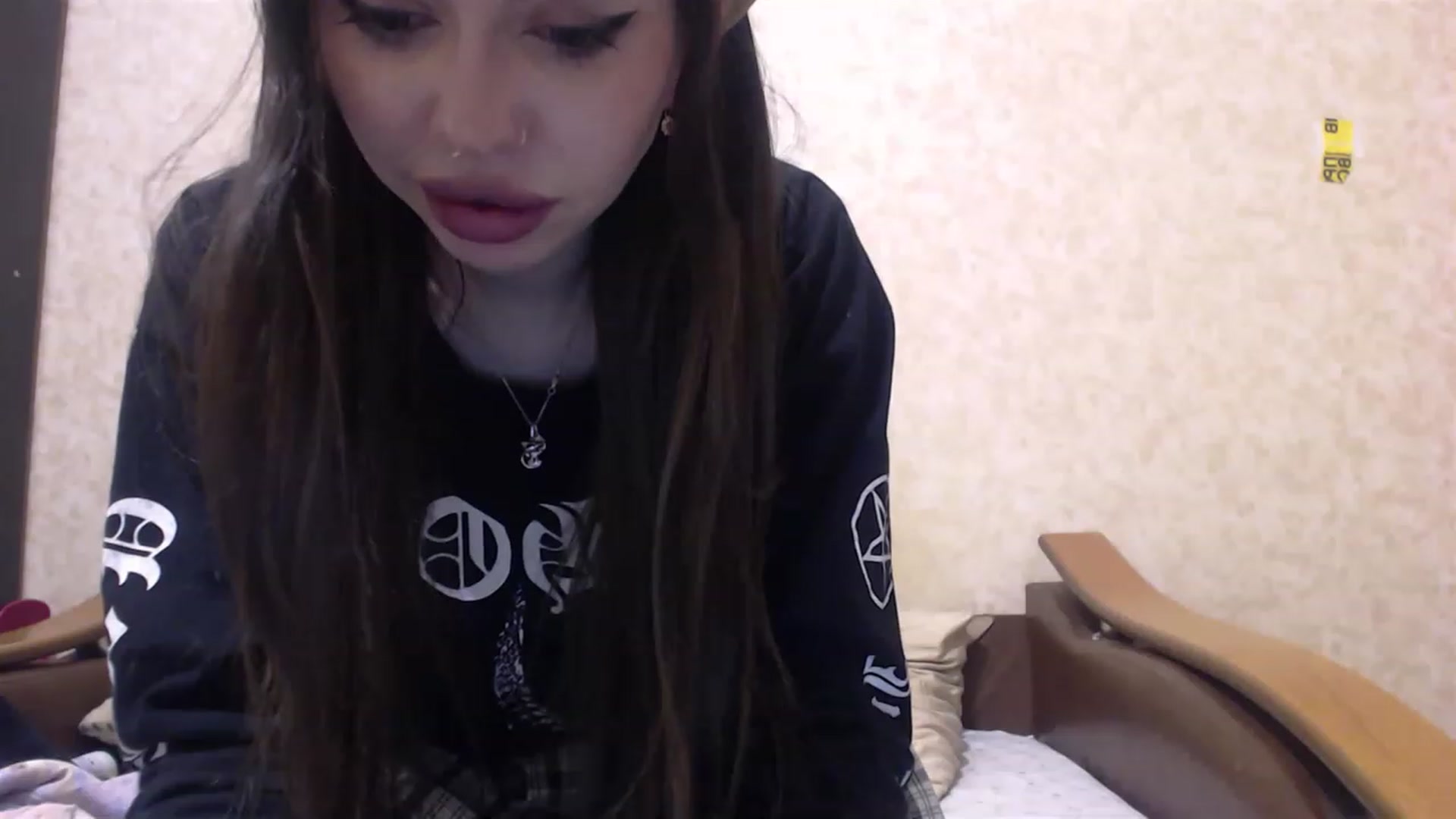 Gallery image thumbnail from DeepGazee's myfreecams stream on, 06/05/2023, 22:08 image 9 of 20