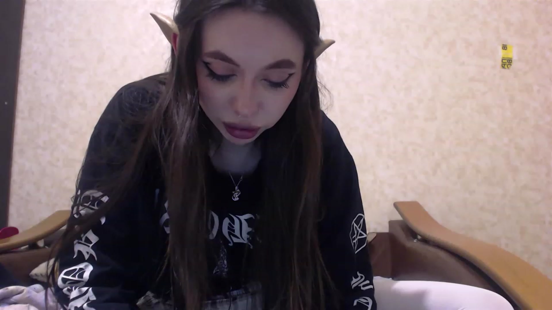 Gallery image thumbnail from DeepGazee's myfreecams stream on, 06/05/2023, 22:08 image 13 of 20
