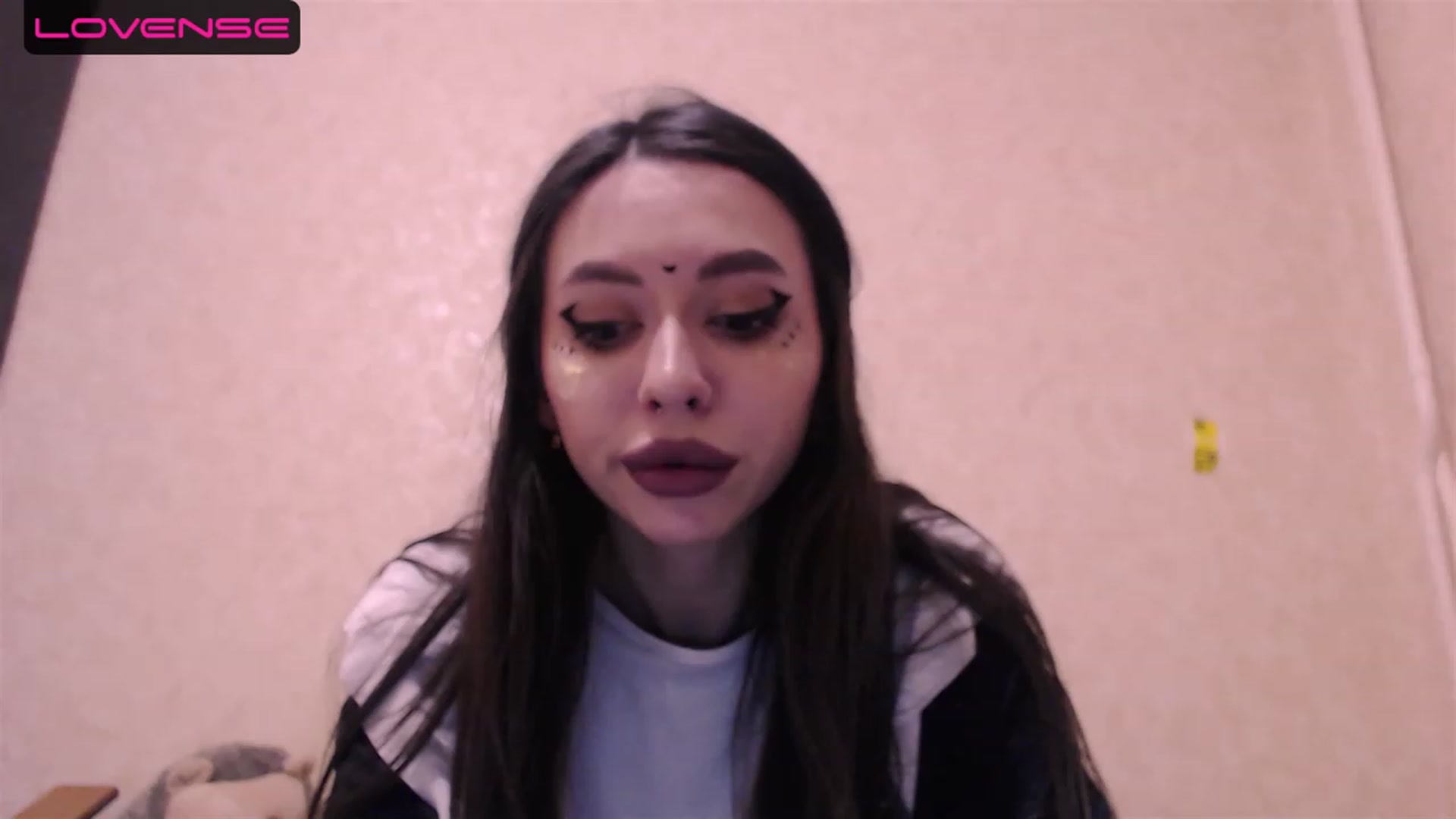 Gallery image thumbnail from DeepGazee's myfreecams stream on, 06/13/2023, 21:17 image 3 of 20