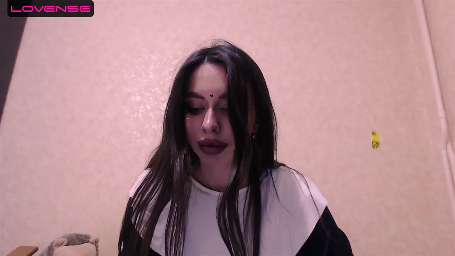 Gallery image thumbnail from DeepGazee's myfreecams stream on, 06/13/2023, 21:17 image 4 of 20