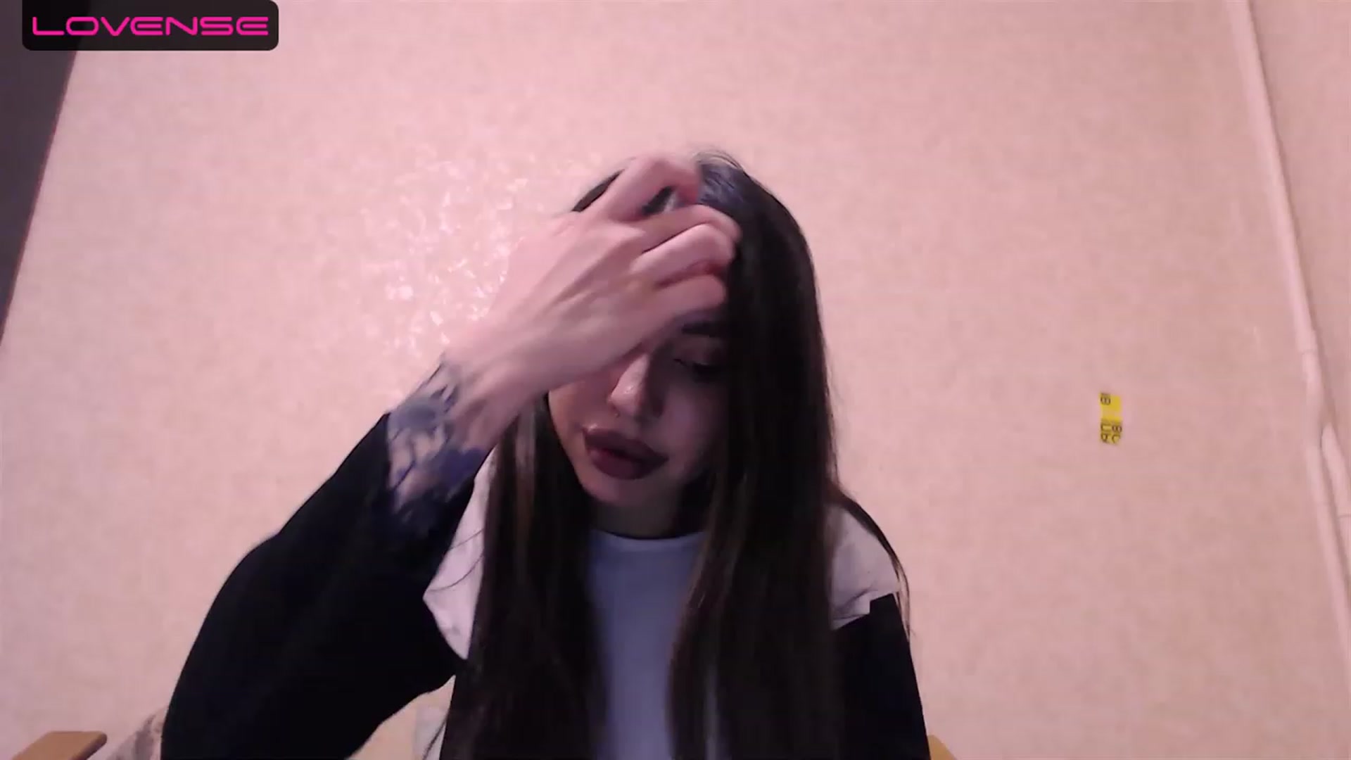 Gallery image thumbnail from DeepGazee's myfreecams stream on, 06/13/2023, 21:17 image 11 of 20