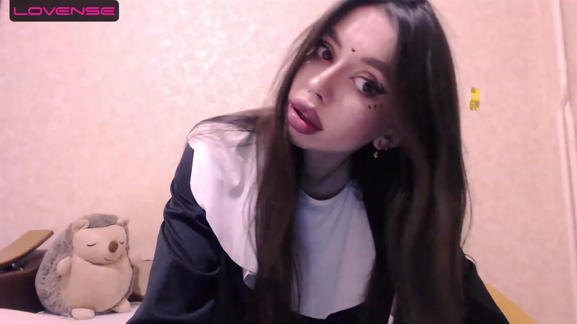 Gallery image thumbnail from DeepGazee's myfreecams stream on, 06/13/2023, 21:17 image 18 of 20