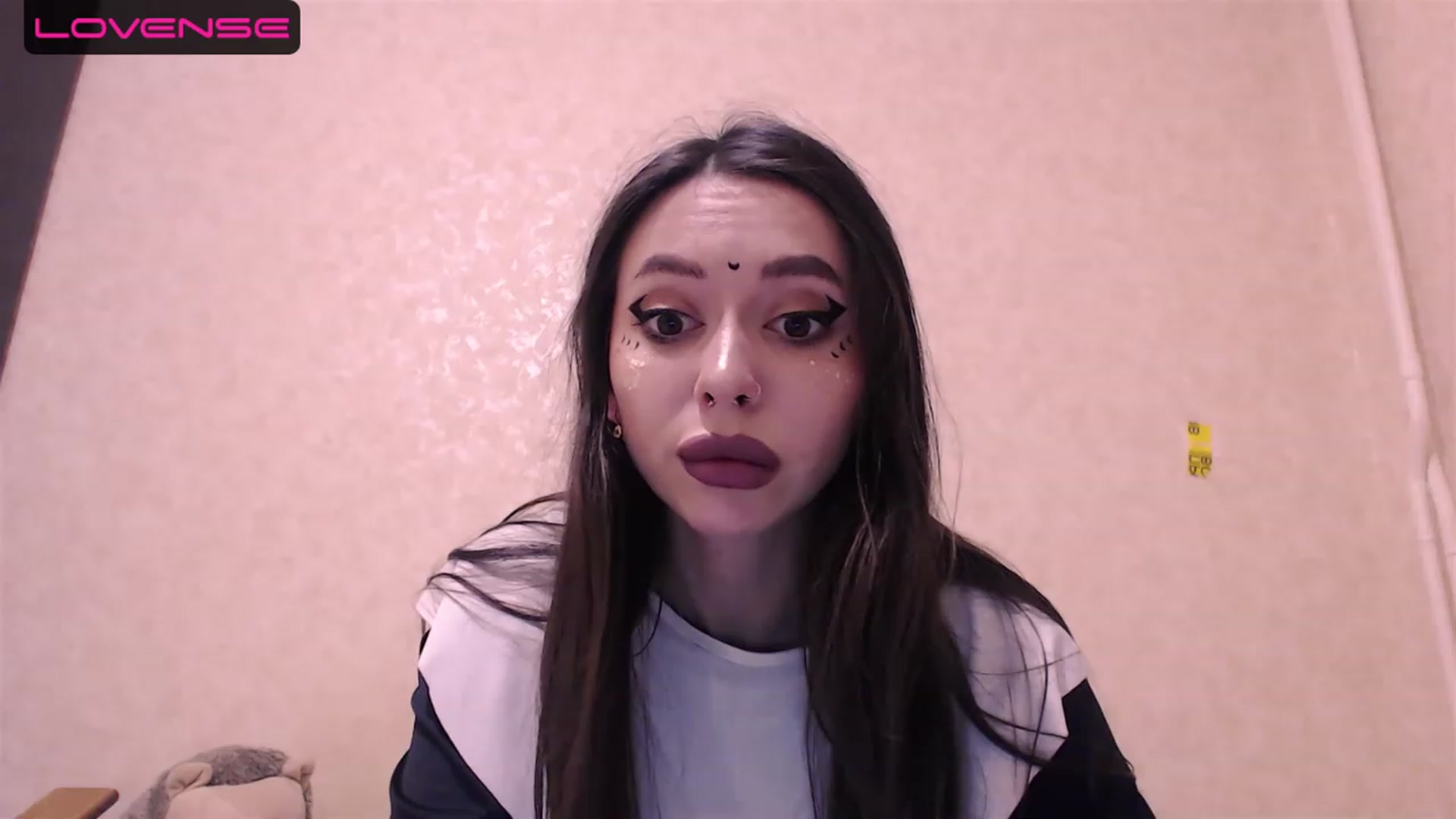 Gallery image thumbnail from DeepGazee's myfreecams stream on, 06/13/2023, 21:17 image 6 of 20
