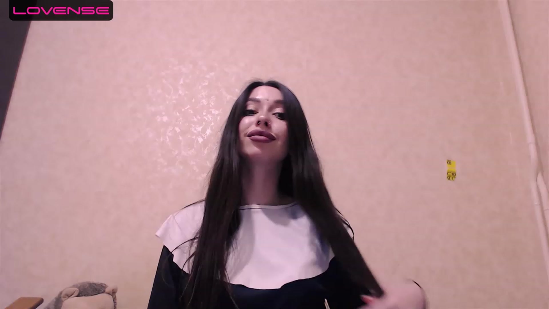 Gallery image thumbnail from DeepGazee's myfreecams stream on, 06/13/2023, 21:17 image 10 of 20