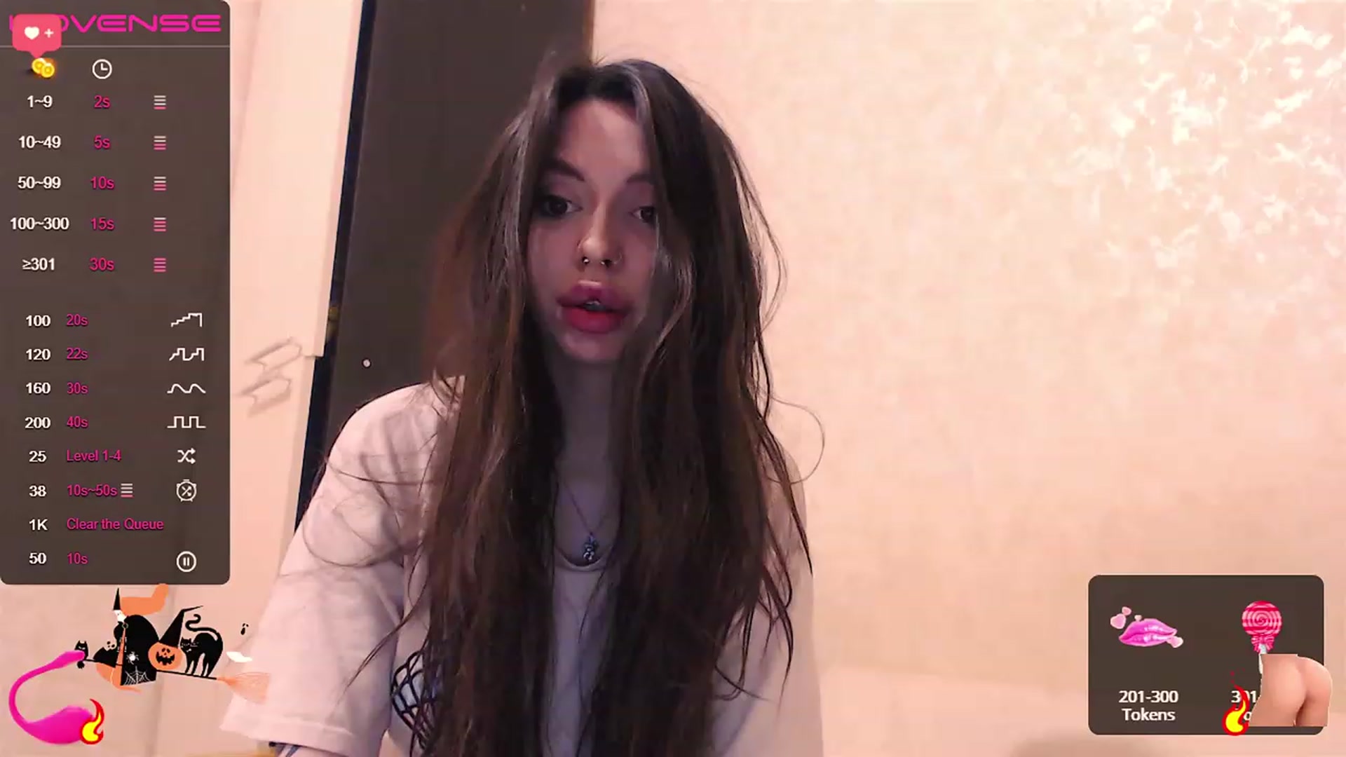 Gallery image thumbnail from DeepGazee's myfreecams stream on, 06/18/2023, 20:00 image 8 of 20