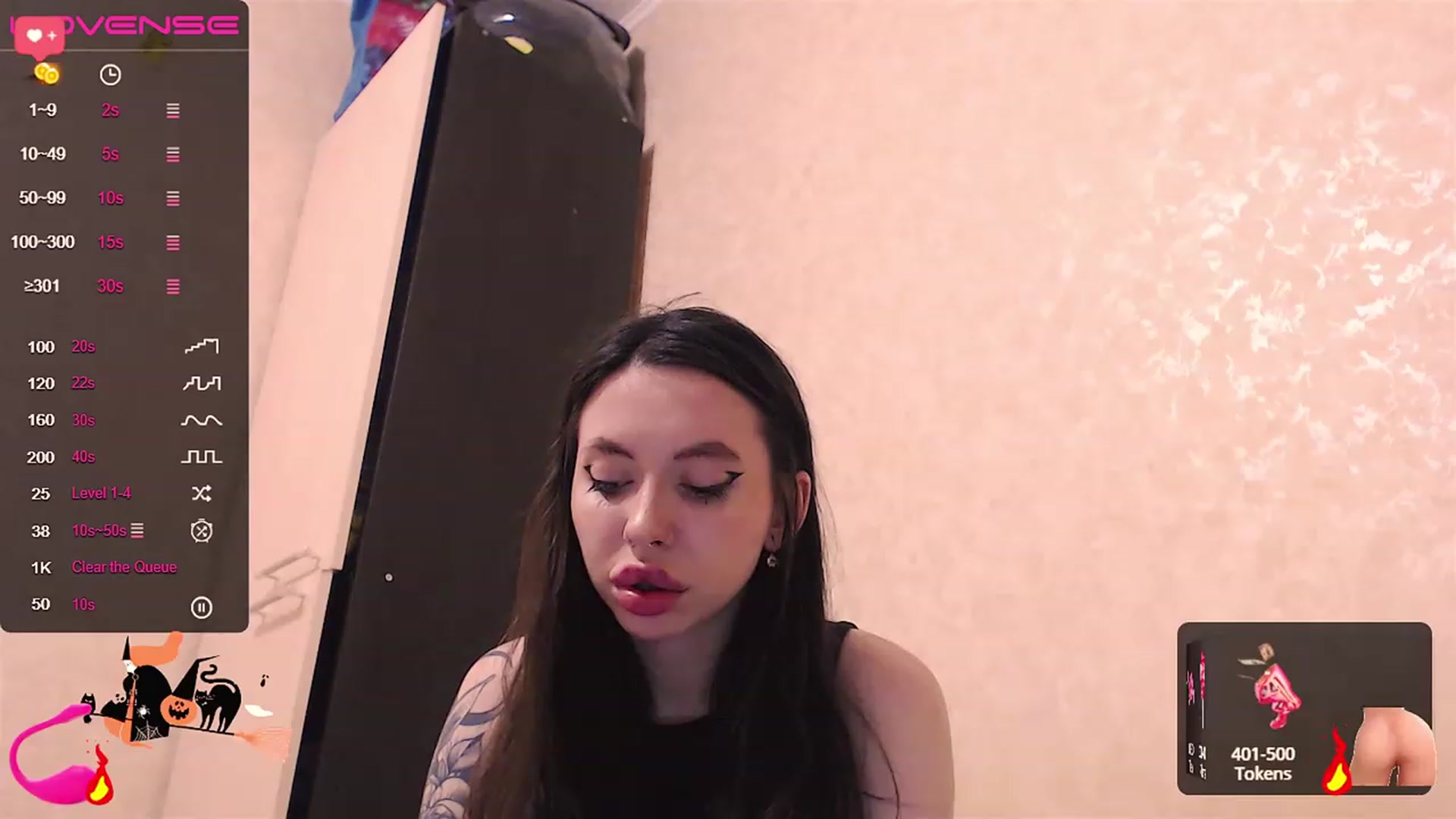 Gallery image thumbnail from DeepGazee's myfreecams stream on, 06/18/2023, 21:10 image 9 of 20