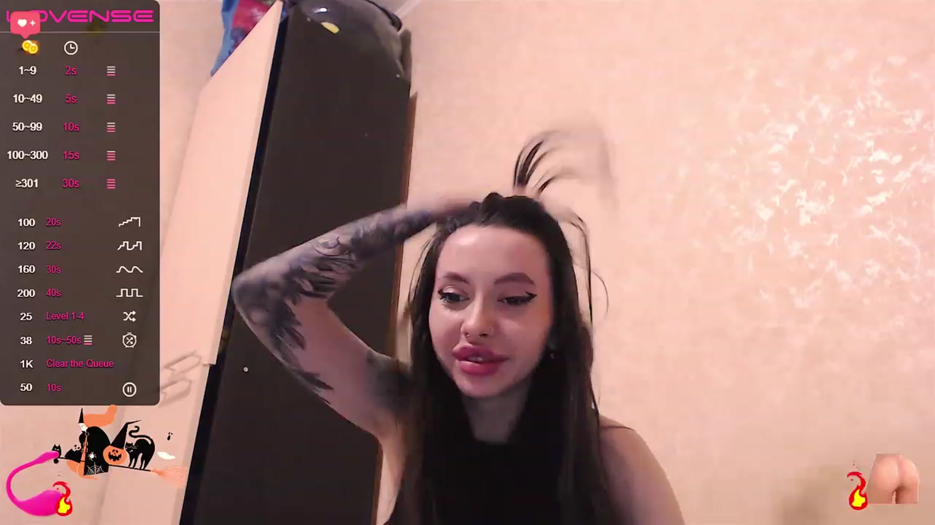 Gallery image thumbnail from DeepGazee's myfreecams stream on, 06/18/2023, 21:10 image 16 of 20
