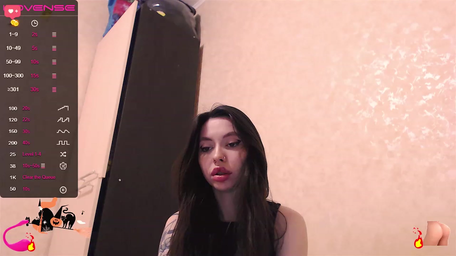 Gallery image thumbnail from DeepGazee's myfreecams stream on, 06/18/2023, 21:10 image 13 of 20