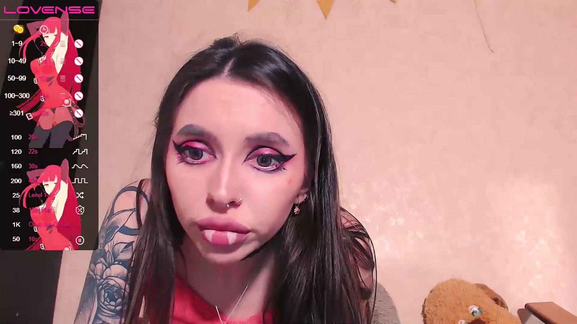 Gallery image thumbnail from DeepGazee's myfreecams stream on, 07/12/2023, 21:51 image 8 of 20