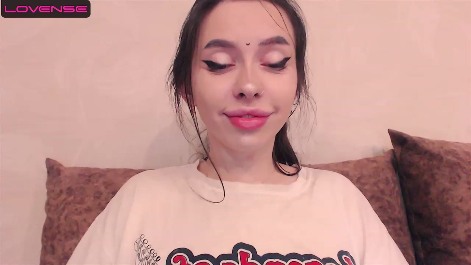 Gallery image thumbnail from DeepGazee's myfreecams stream on, 08/06/2023, 18:59 image 13 of 20