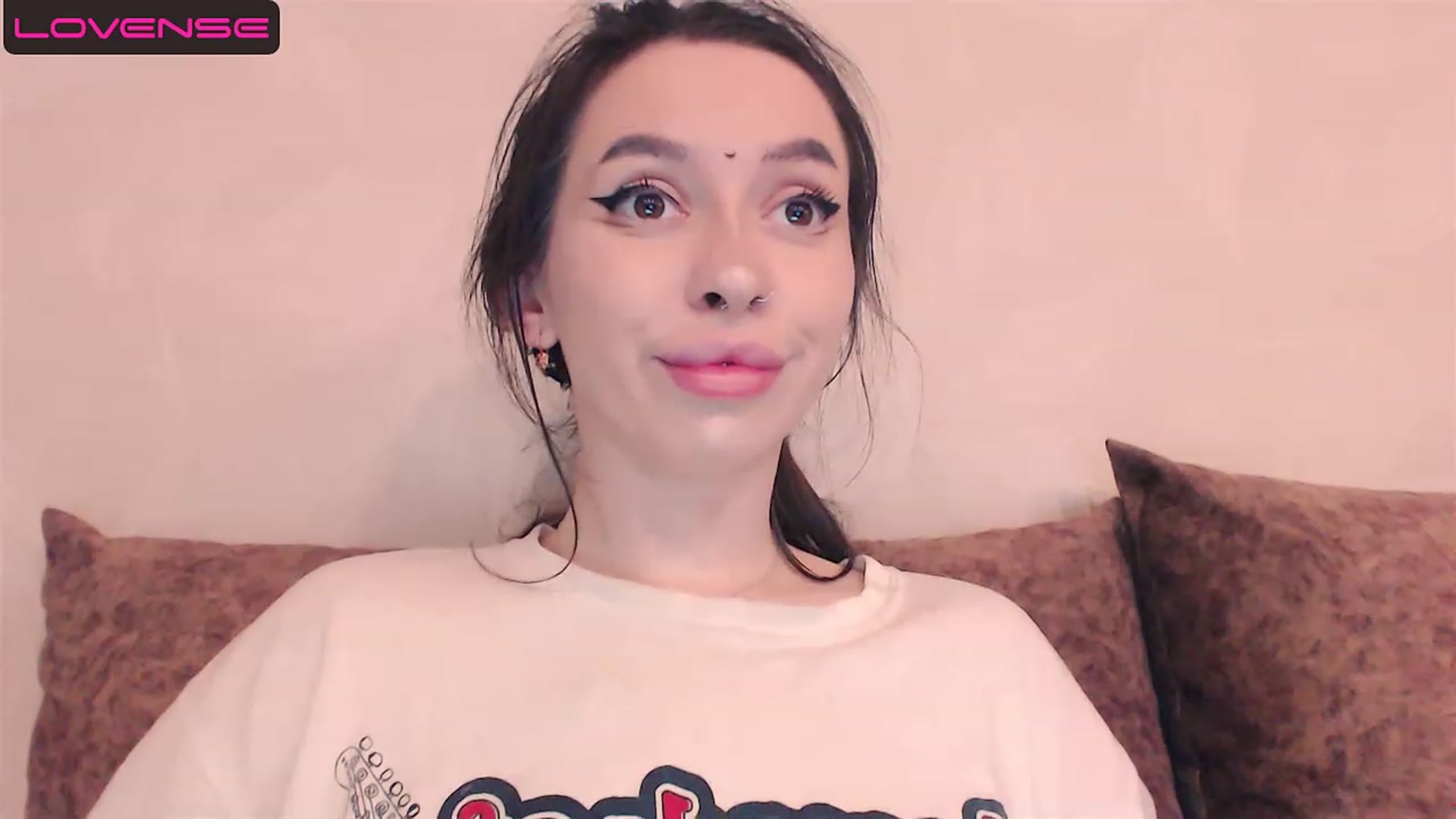 Gallery image thumbnail from DeepGazee's myfreecams stream on, 08/06/2023, 18:59 image 6 of 20