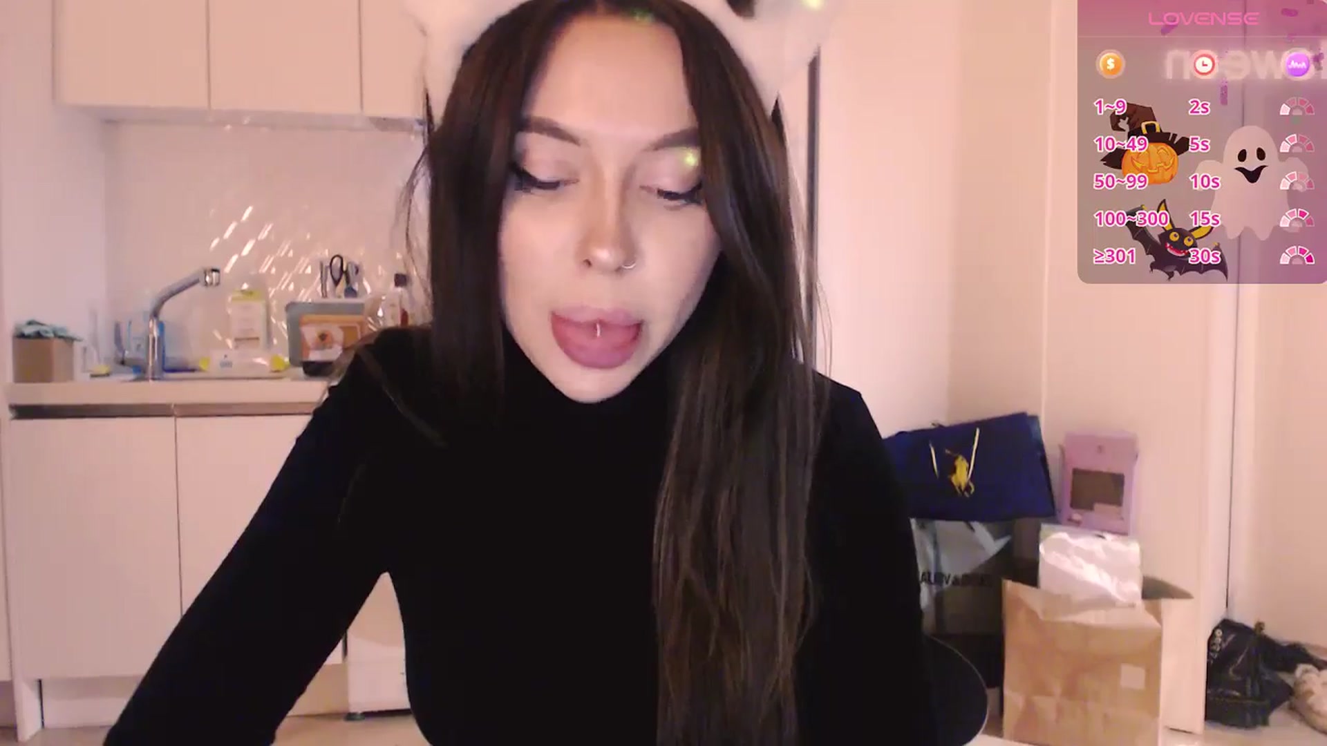 Gallery image thumbnail from DeepGazee's myfreecams stream on, 10/24/2024, 16:24 image 10 of 20