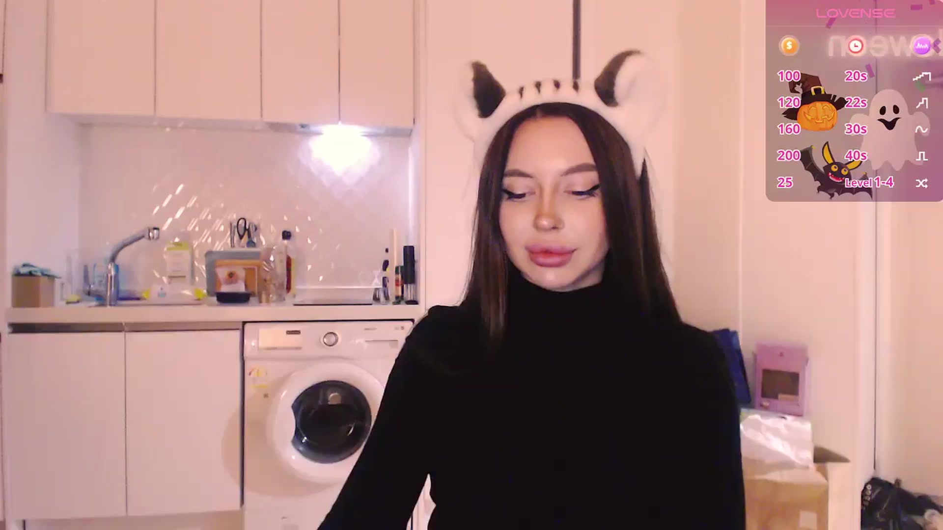 Gallery image thumbnail from DeepGazee's myfreecams stream on, 10/24/2024, 16:24 image 15 of 20