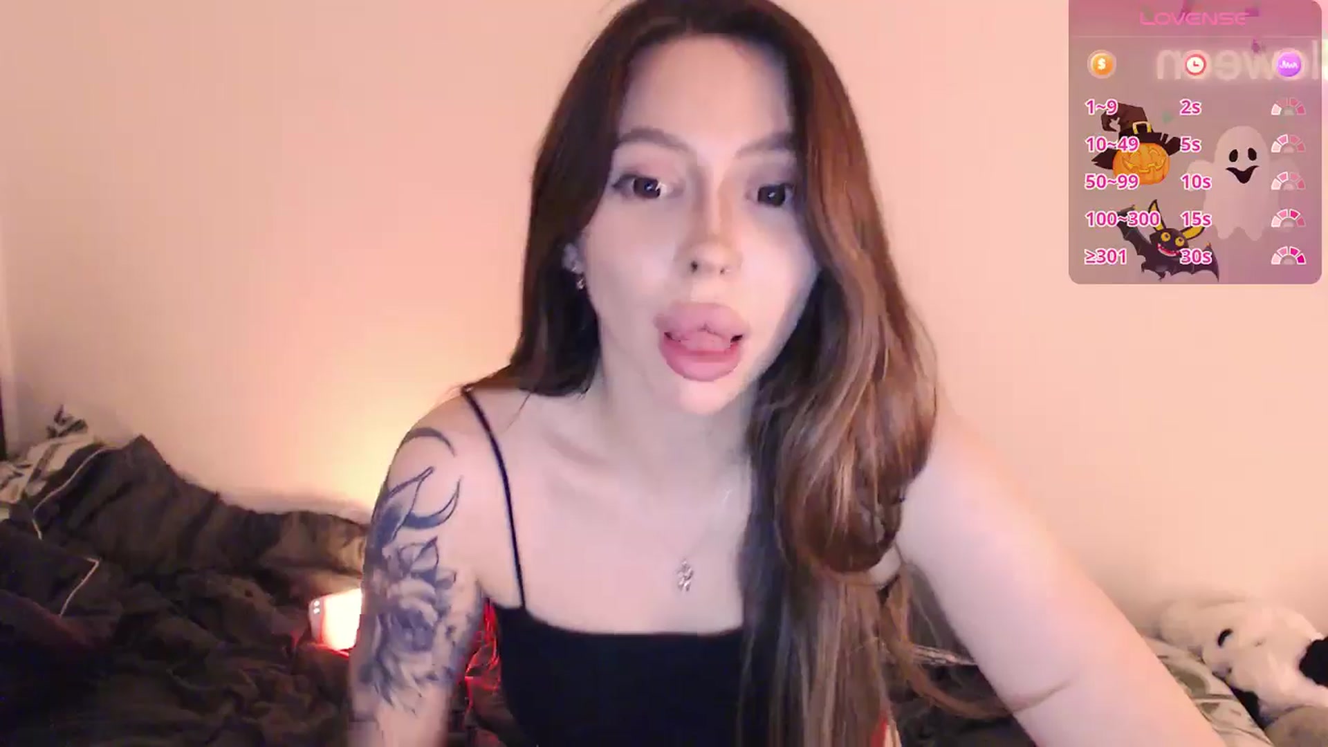 Gallery image thumbnail from DeepGazee's myfreecams stream on, 11/28/2024, 20:15 image 18 of 20