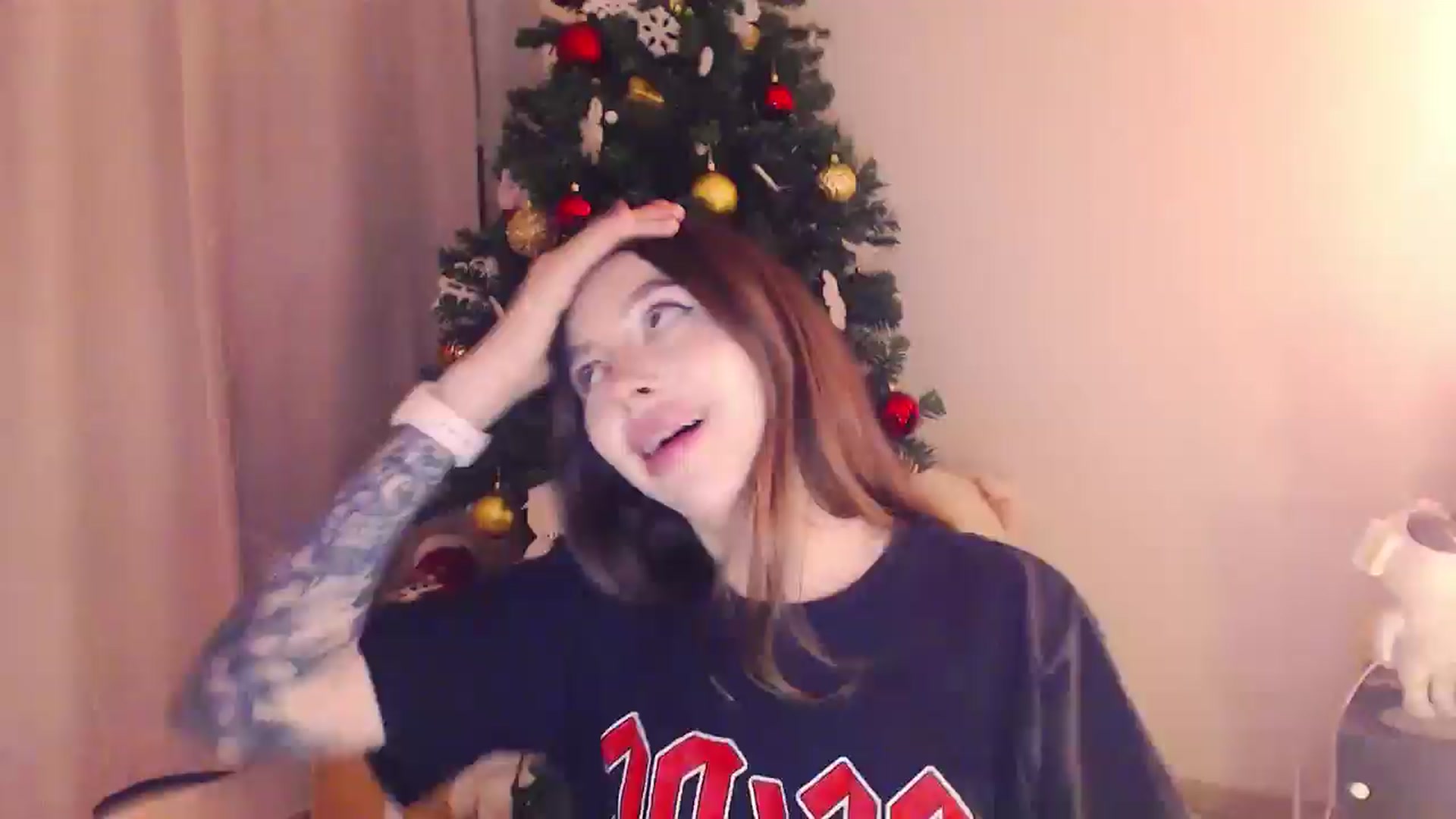Gallery image thumbnail from DeepGazee's myfreecams stream on, 12/02/2024, 21:21 image 15 of 20