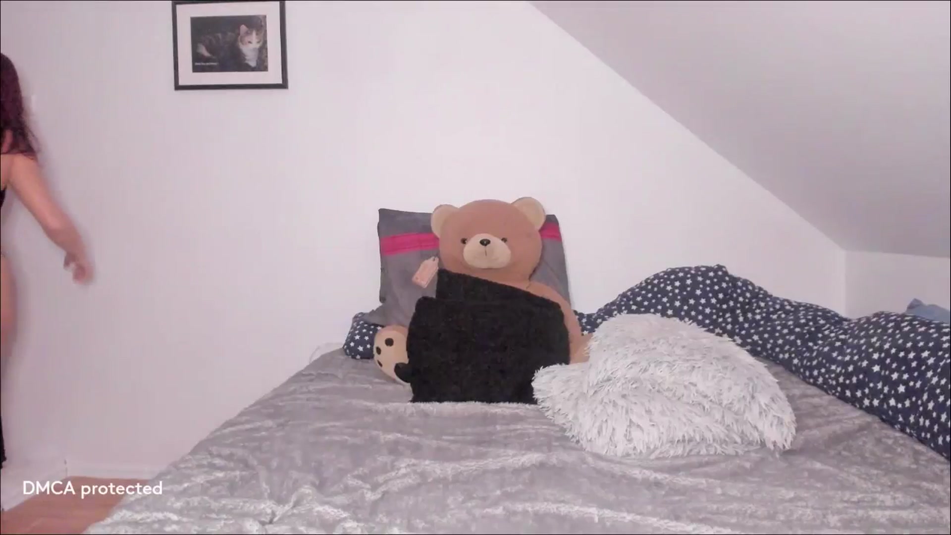Gallery image thumbnail from Deessert's myfreecams stream on, 11/03/2025, 04:16 image 10 of 20