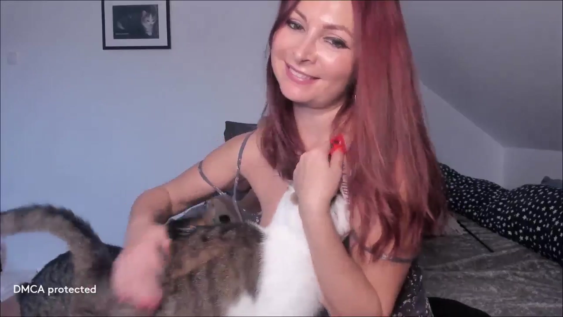 Gallery image thumbnail from Deessert's myfreecams stream on, 11/07/2025, 06:06 image 7 of 20