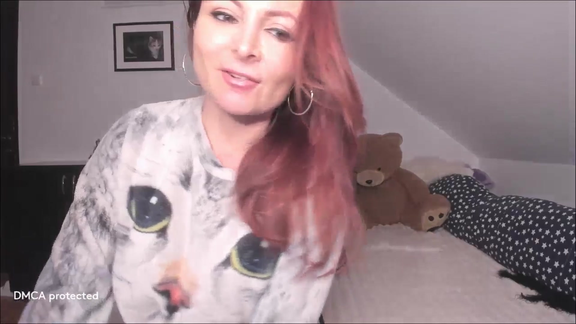 Gallery image thumbnail from Deessert's myfreecams stream on, 01/12/2026, 04:50 image 17 of 20