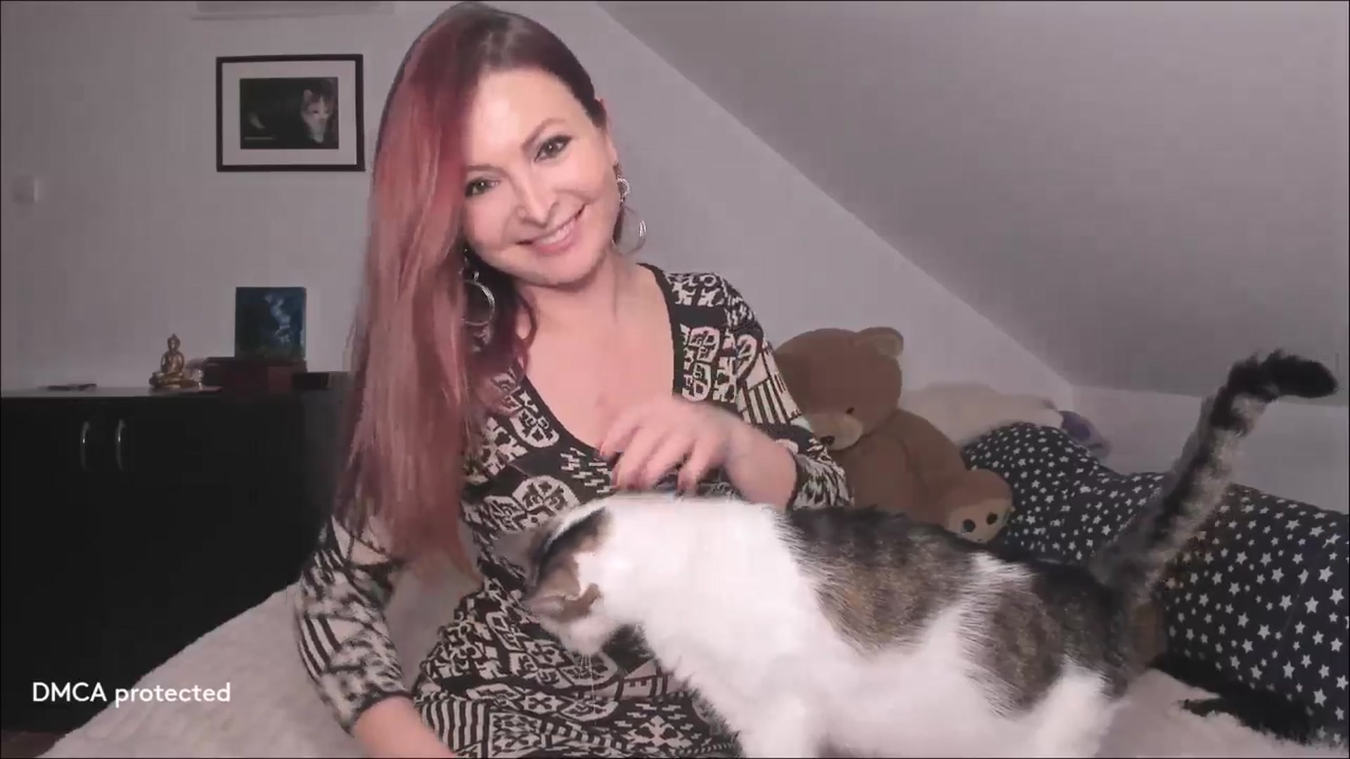 Gallery image thumbnail from Deessert's myfreecams stream on, 01/13/2026, 04:56 image 3 of 20