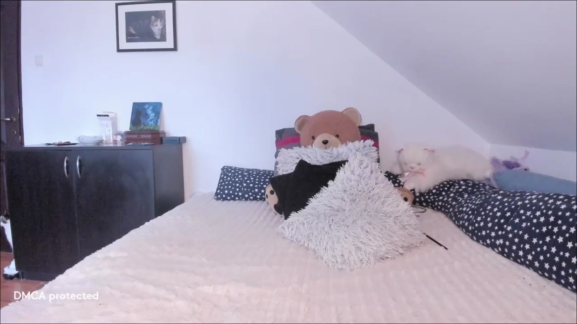 Gallery image thumbnail from Deessert's myfreecams stream on, 04/03/2026, 05:00 image 14 of 20