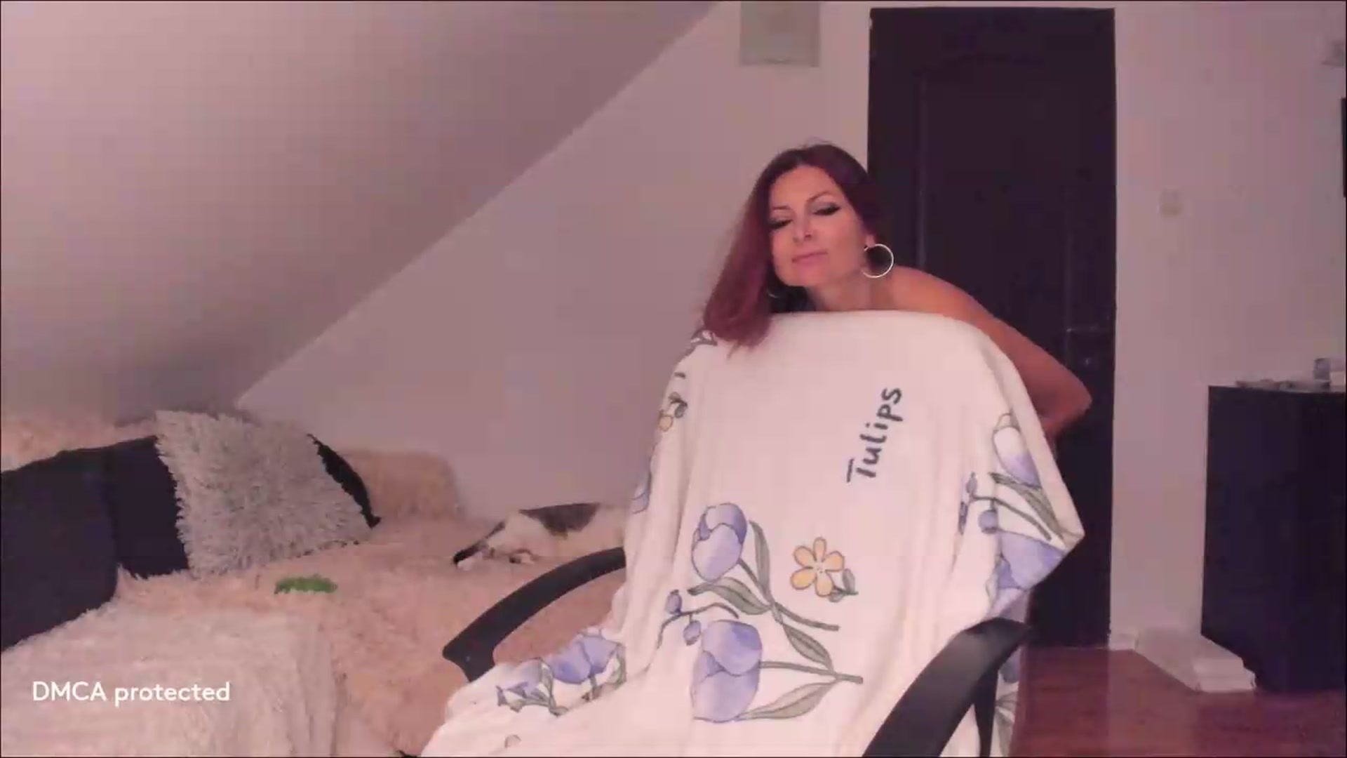 Gallery image thumbnail from Deessert's myfreecams stream on, 09/12/2026, 03:43 image 7 of 20