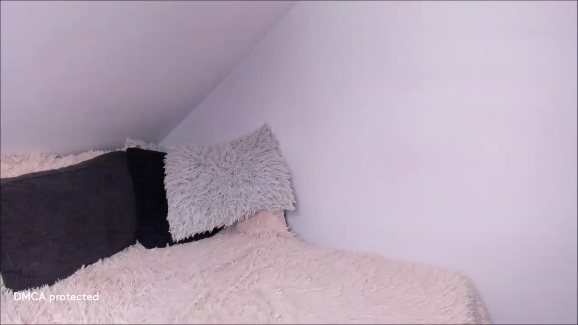 Gallery image thumbnail from Deessert's myfreecams stream on, 09/18/2026, 02:49 image 12 of 20