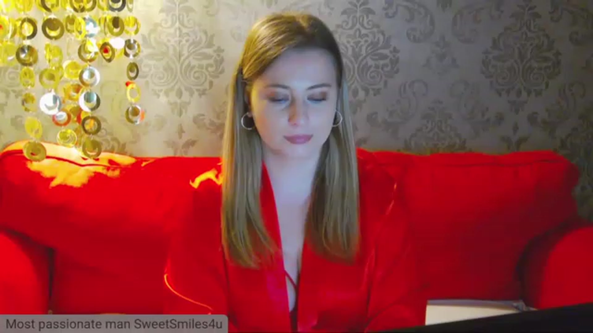 Gallery image thumbnail from DeliceSmile's myfreecams stream on, 11/18/2022, 18:38 image 13 of 20