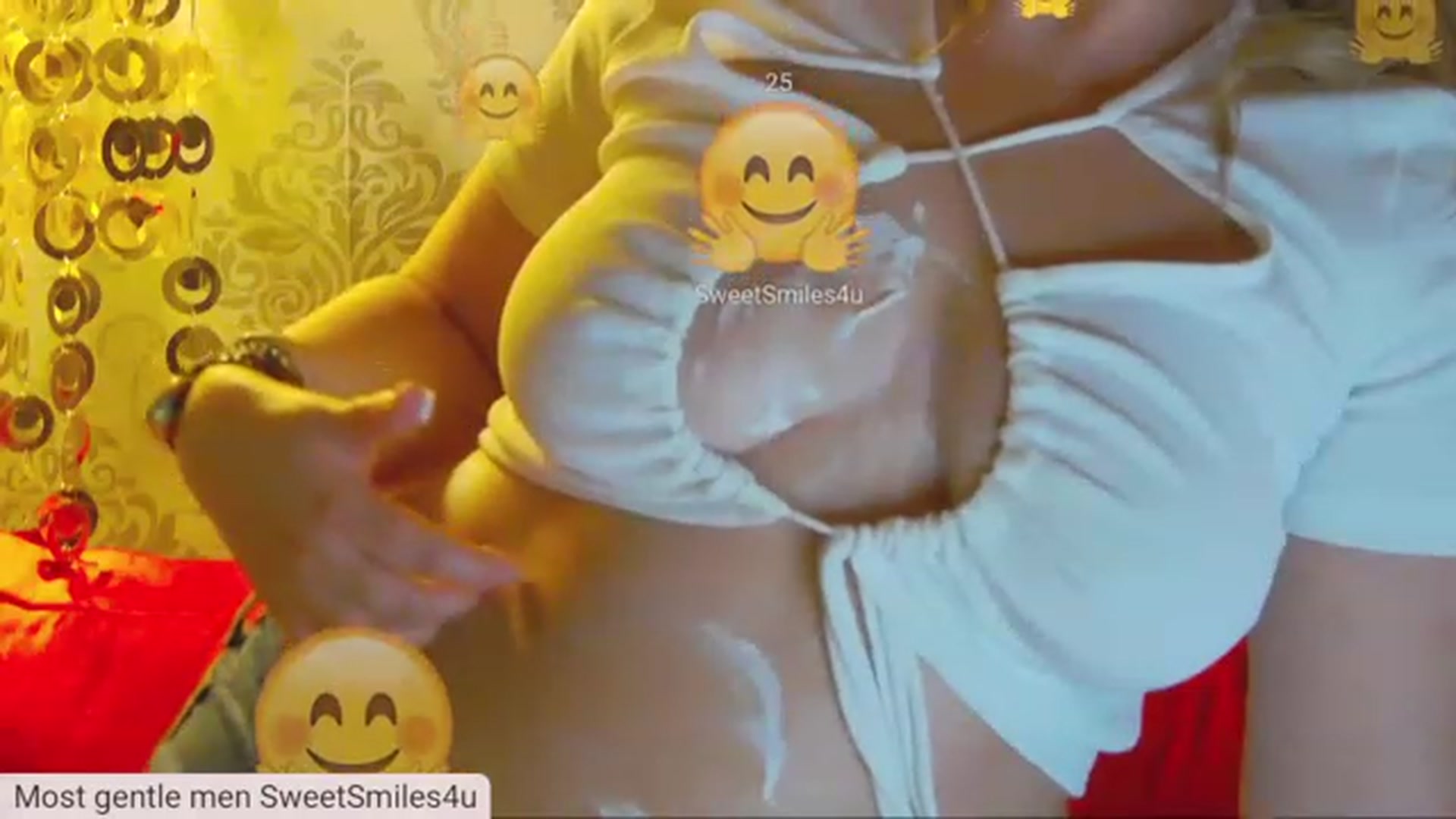Gallery image thumbnail from DeliceSmile's myfreecams stream on, 11/22/2022, 16:56 image 15 of 20
