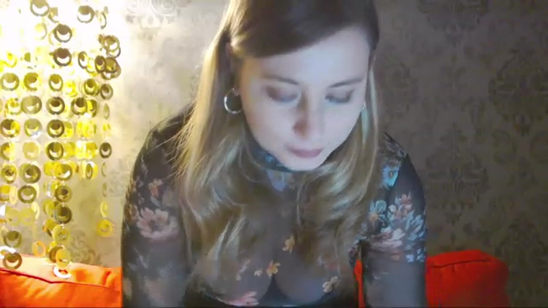 Gallery image thumbnail from DeliceSmile's myfreecams stream on, 11/25/2022, 20:28 image 14 of 20
