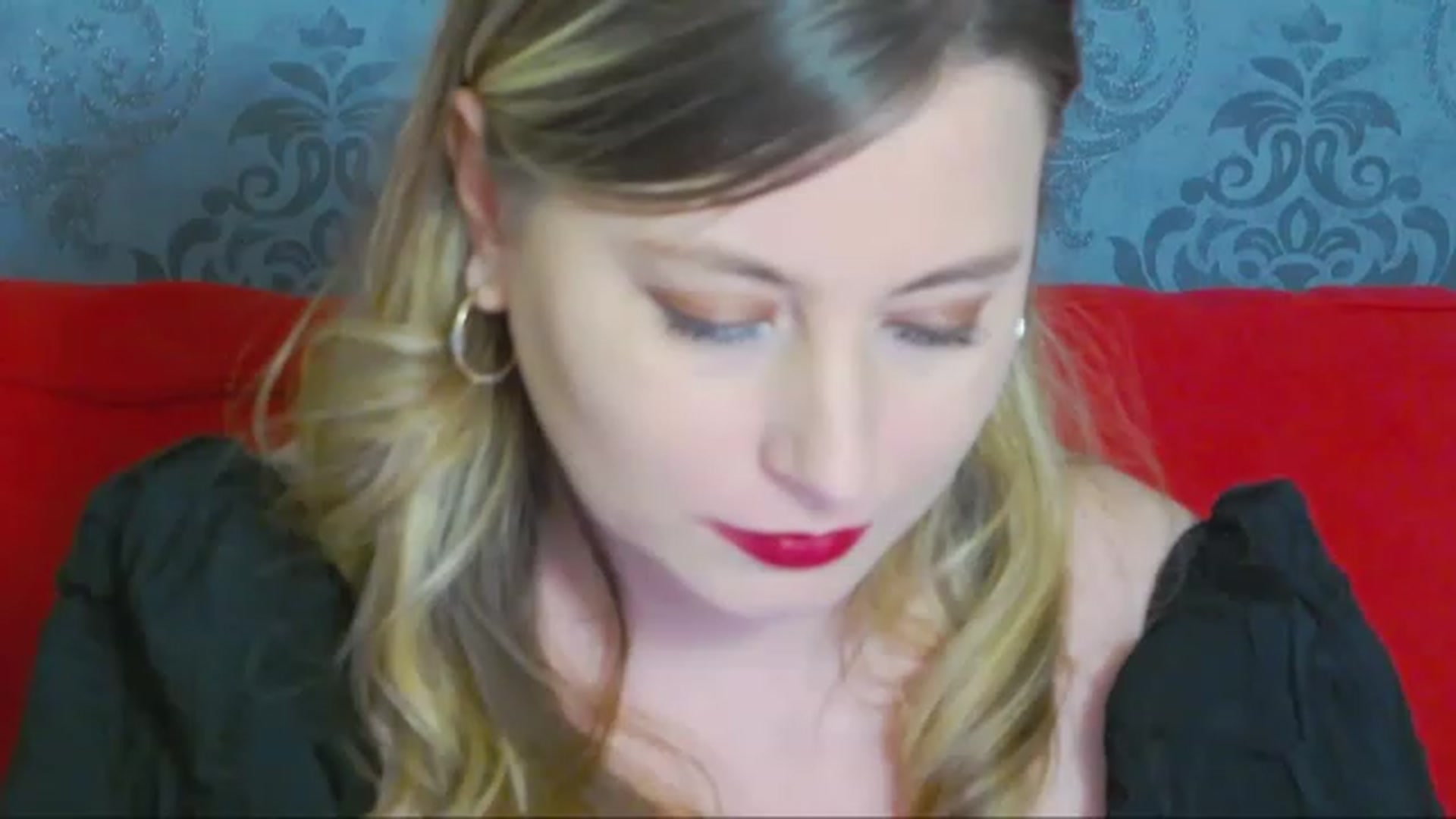 Gallery image thumbnail from DeliceSmile's myfreecams stream on, 11/28/2022, 20:11 image 2 of 20