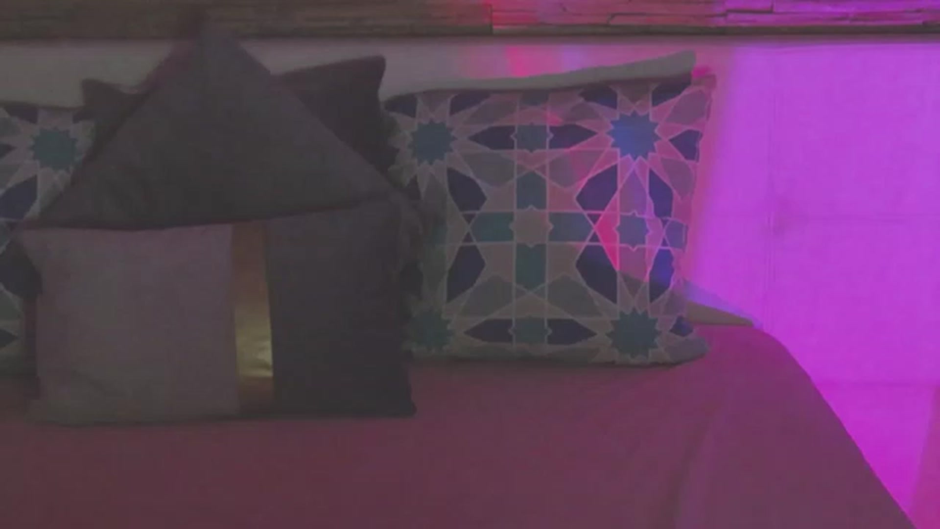 Gallery image thumbnail from DeliceSmile's myfreecams stream on, 04/28/2023, 19:30 image 13 of 20