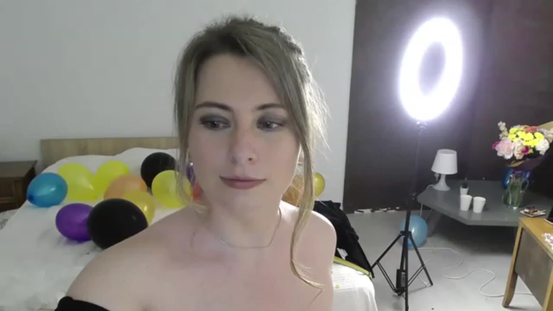 Gallery image thumbnail from DeliceSmile's myfreecams stream on, 05/30/2023, 20:52 image 11 of 20